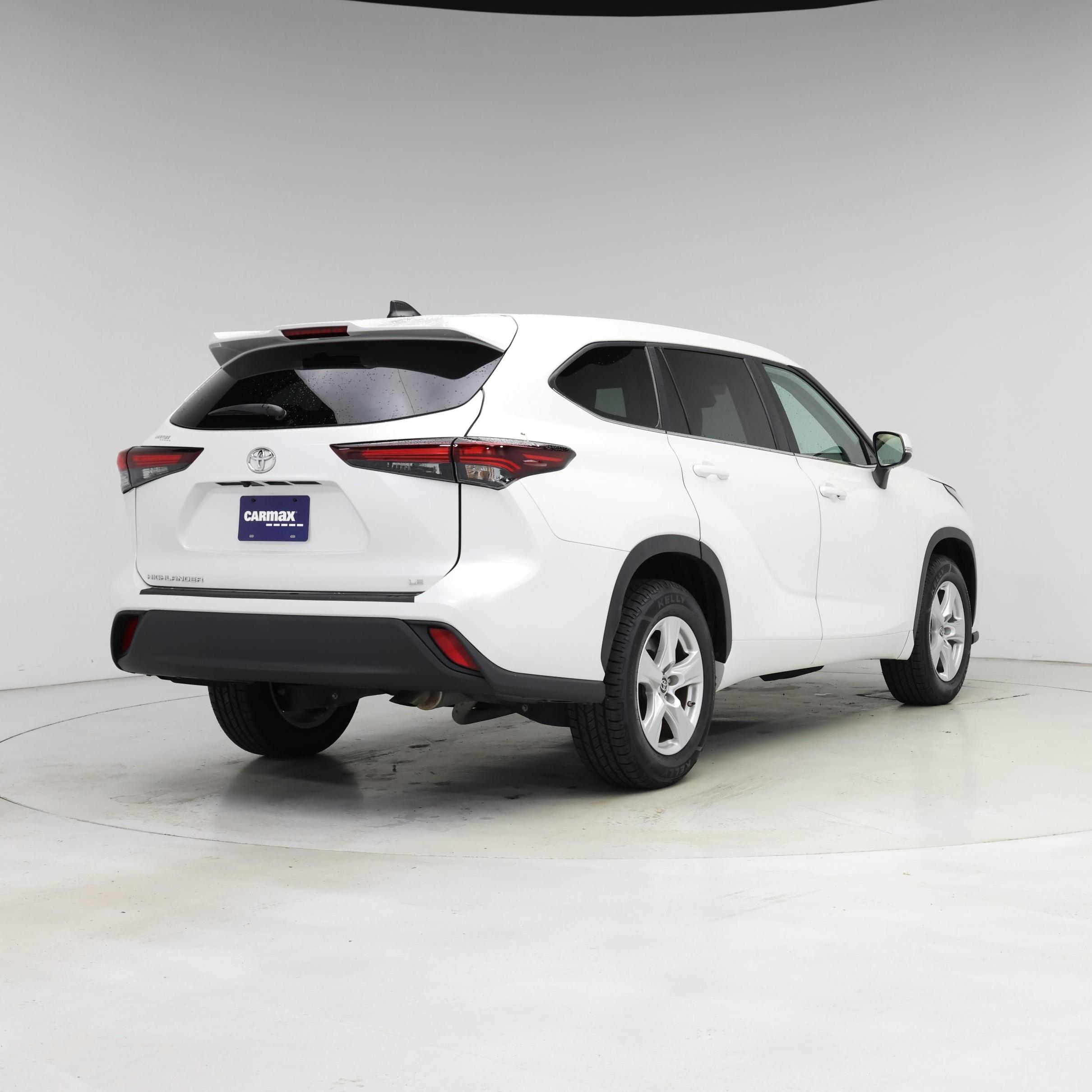 Thumbnail: 2024 Toyota Highlander - 8