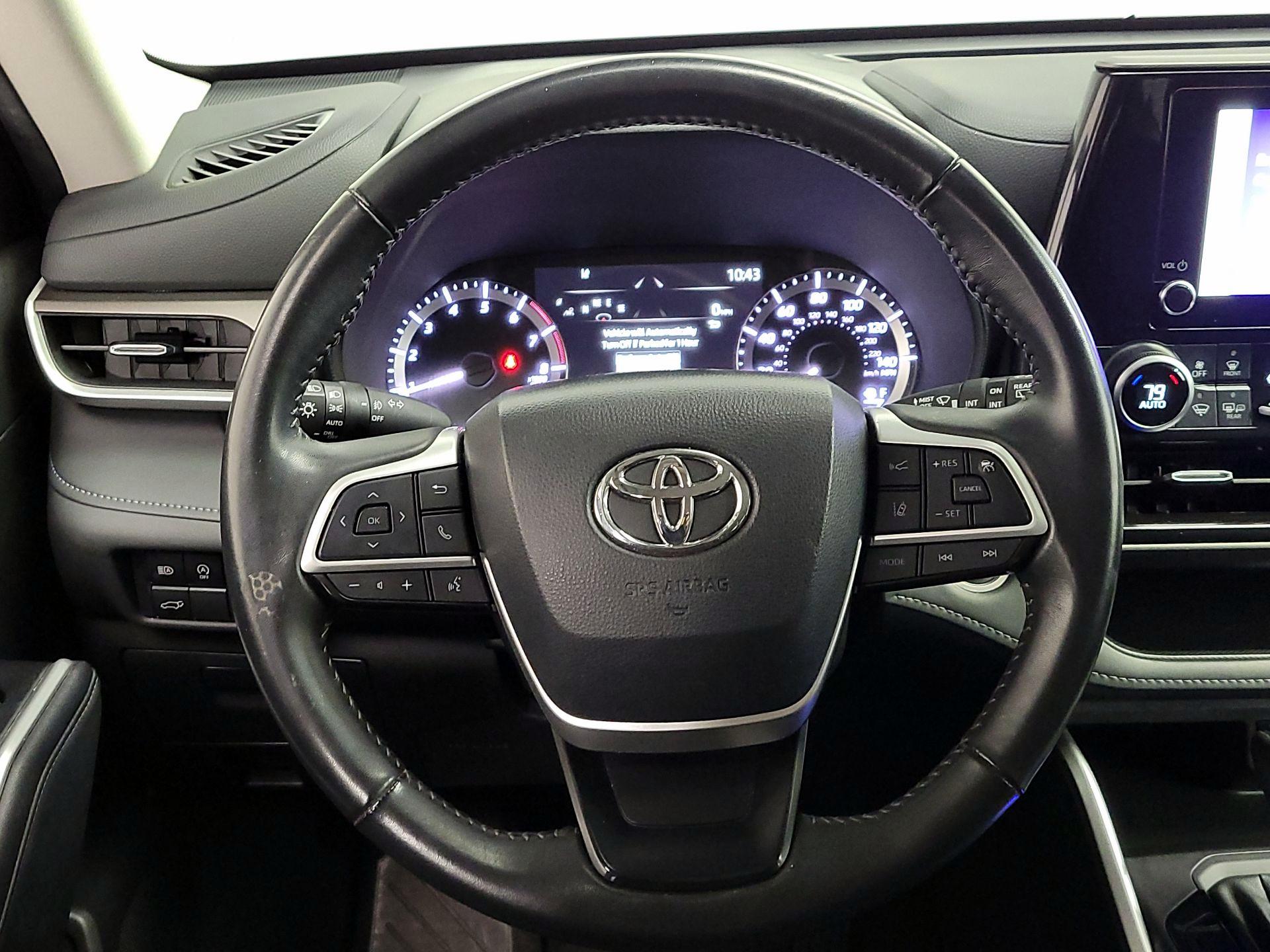 Thumbnail: 2024 Toyota Highlander - 10