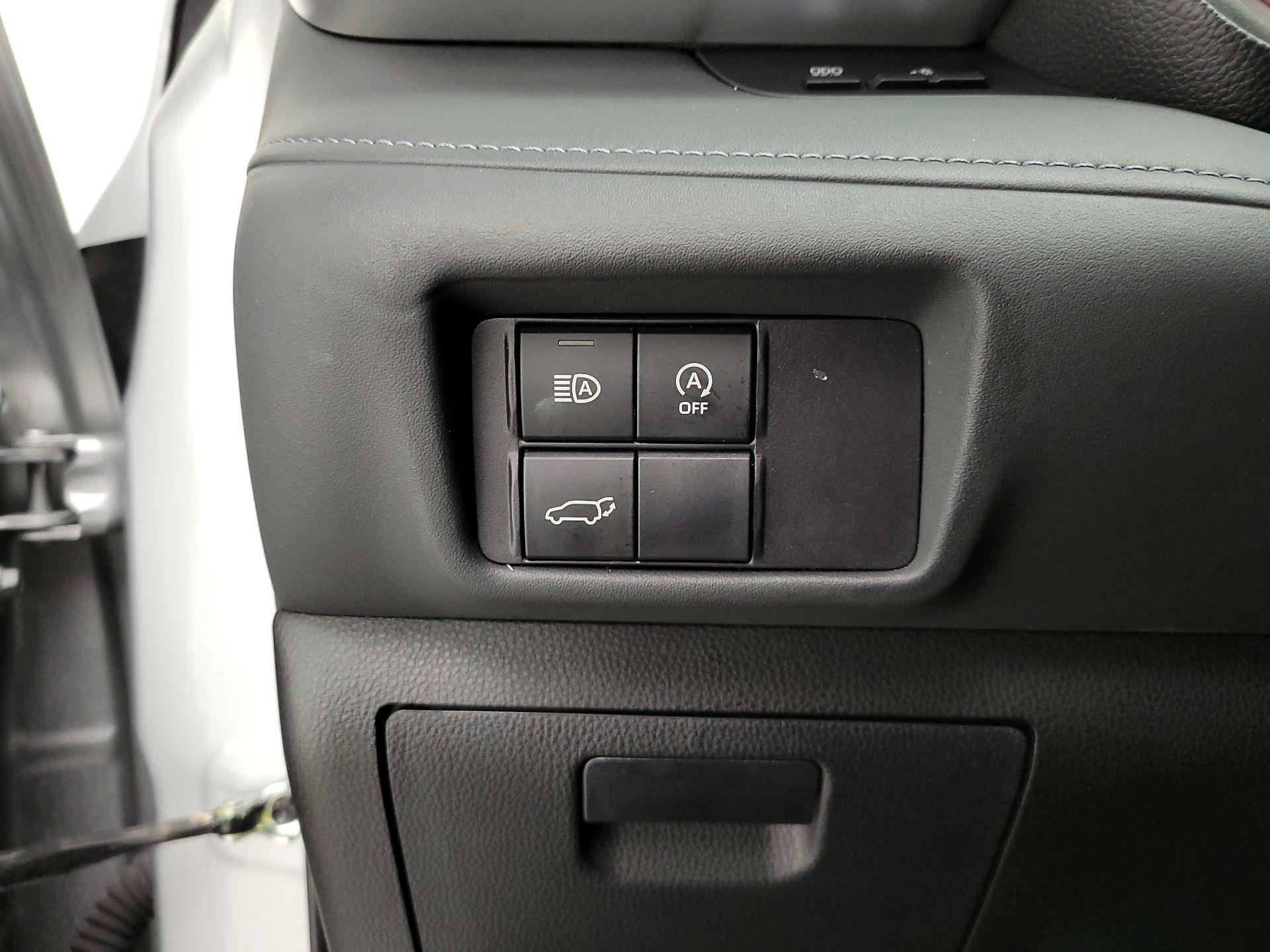 Thumbnail: 2024 Toyota Highlander - 13