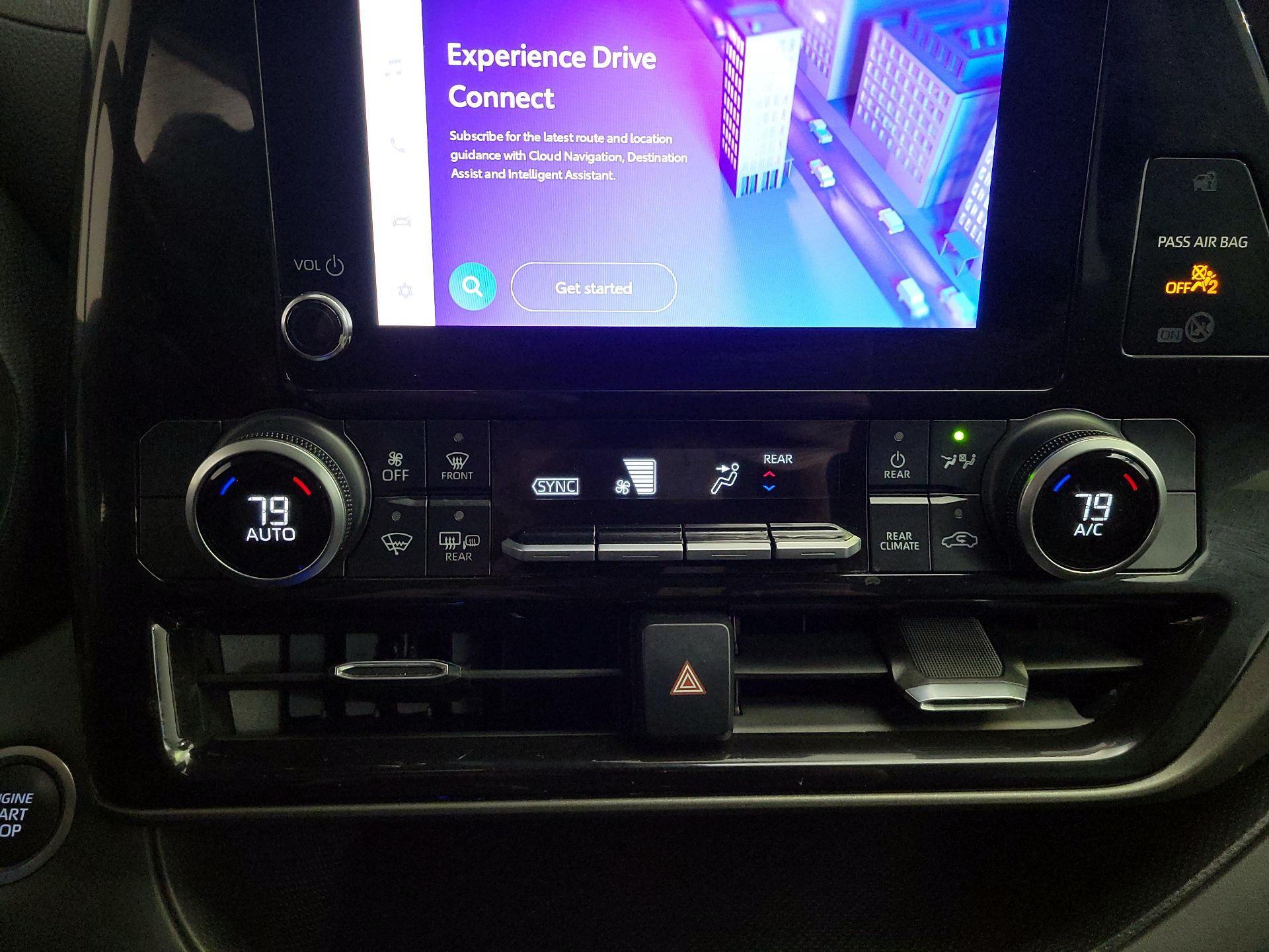 Thumbnail: 2024 Toyota Highlander - 16