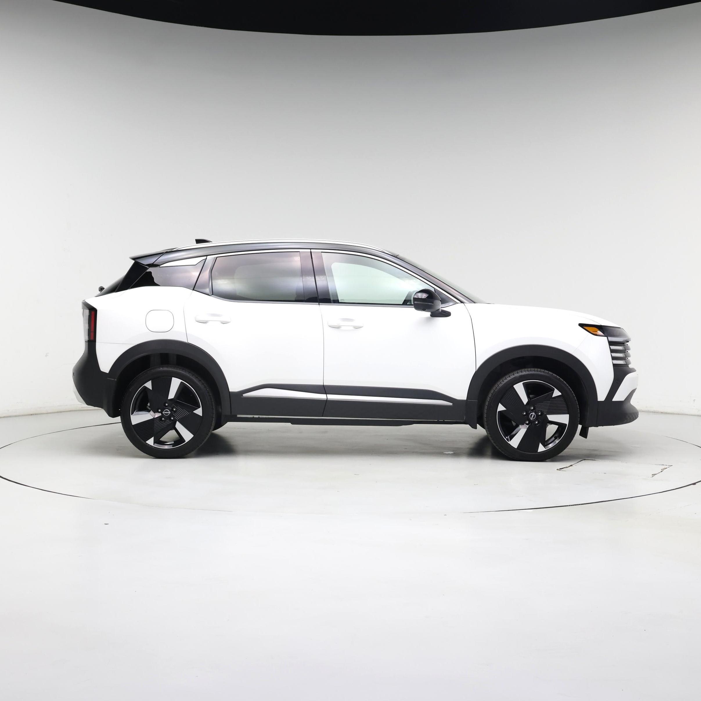 Thumbnail: 2025 Nissan Kicks - 7