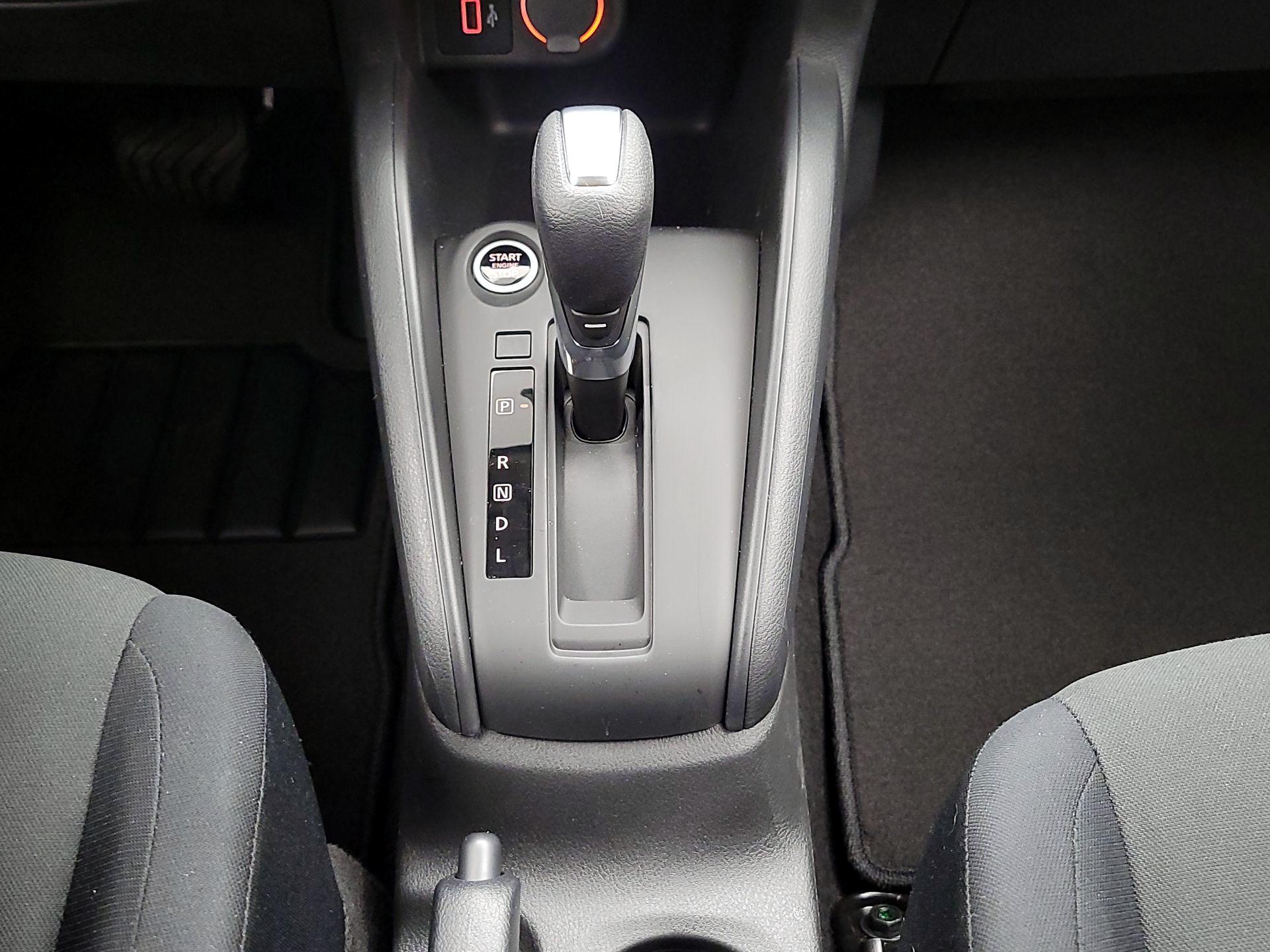 Thumbnail: 2025 Nissan Kicks - 17