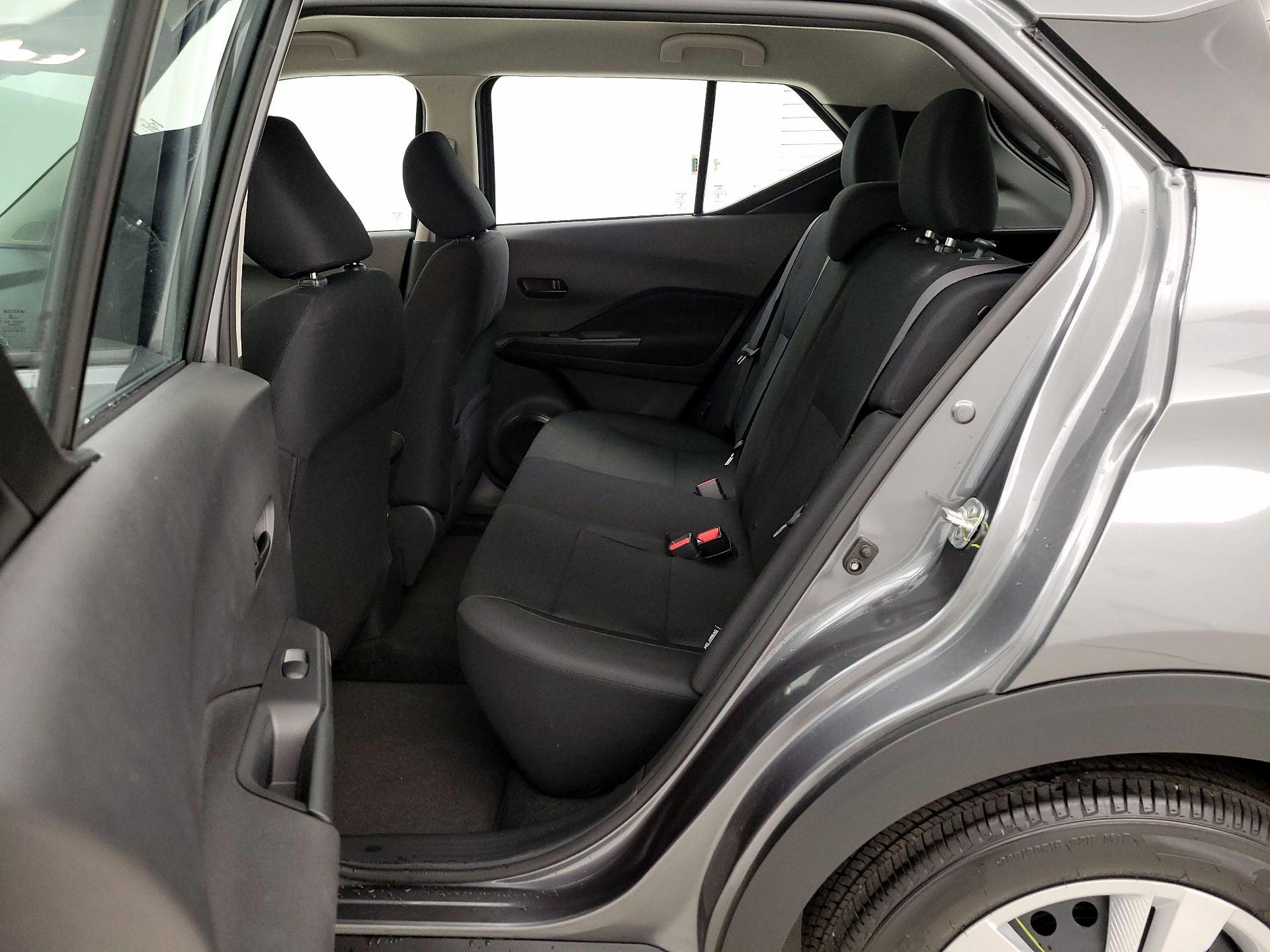 Thumbnail: 2025 Nissan Kicks - 19