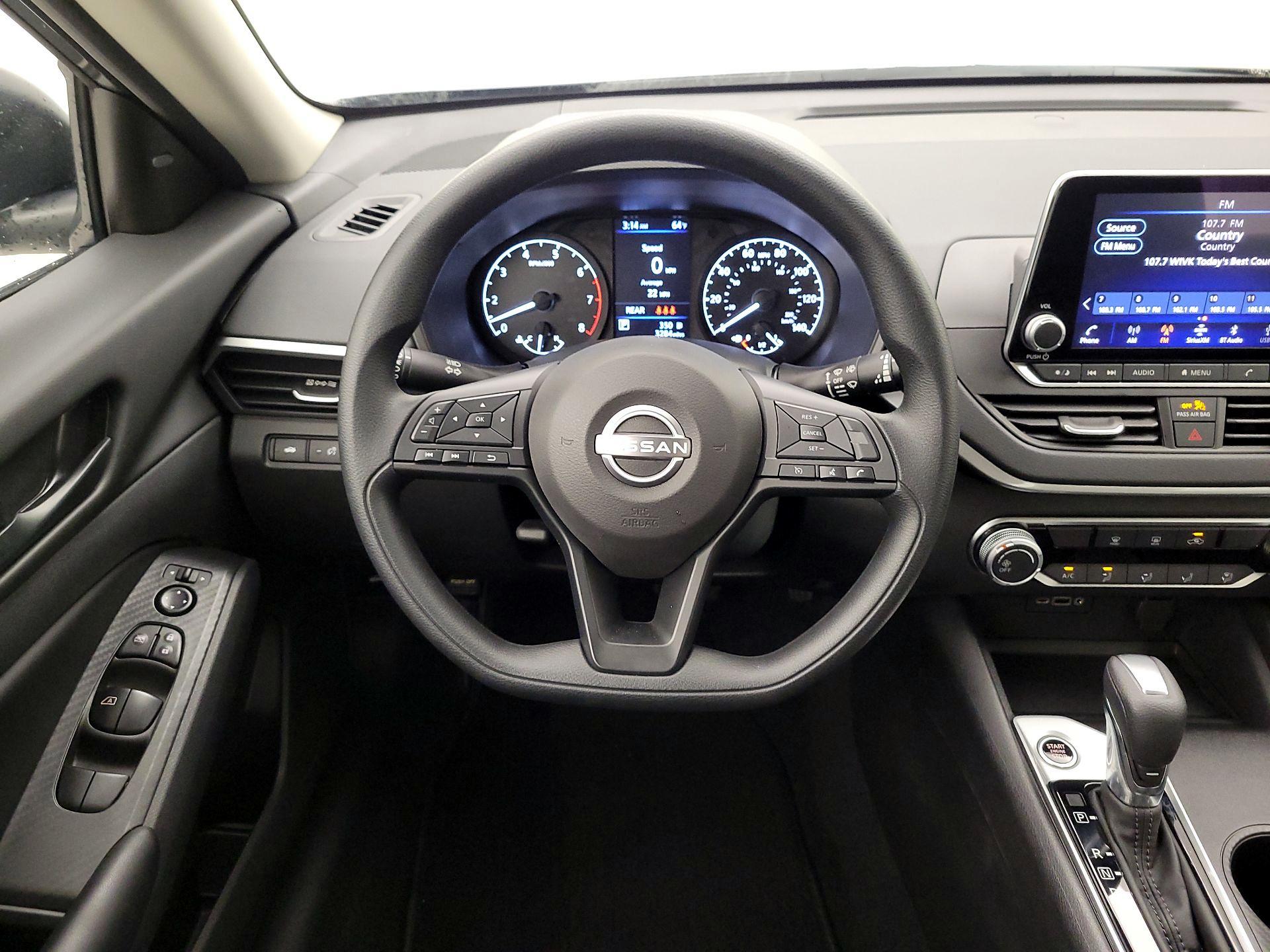 Thumbnail: 2025 Nissan Altima - 10