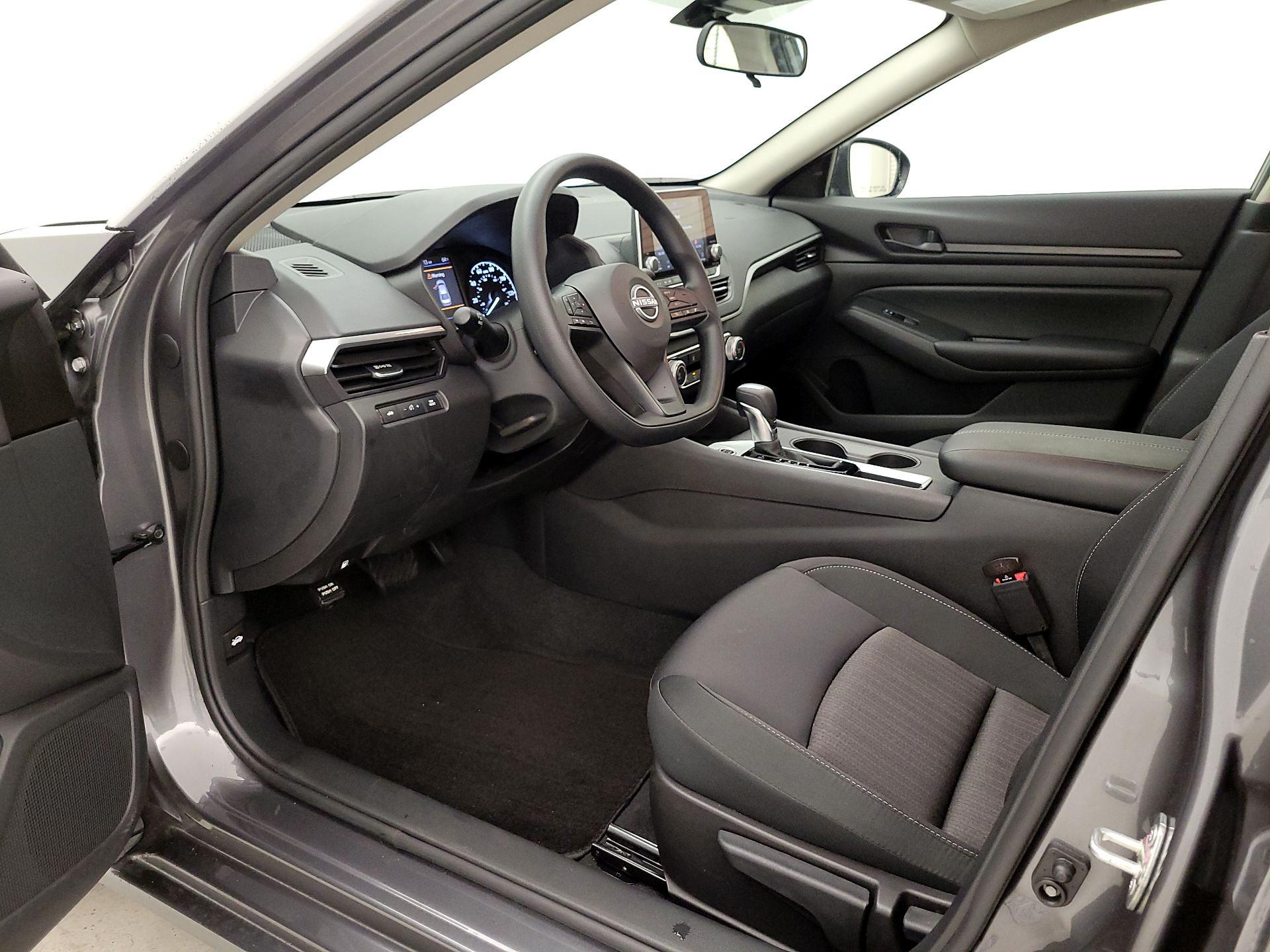 Thumbnail: 2025 Nissan Altima - 11