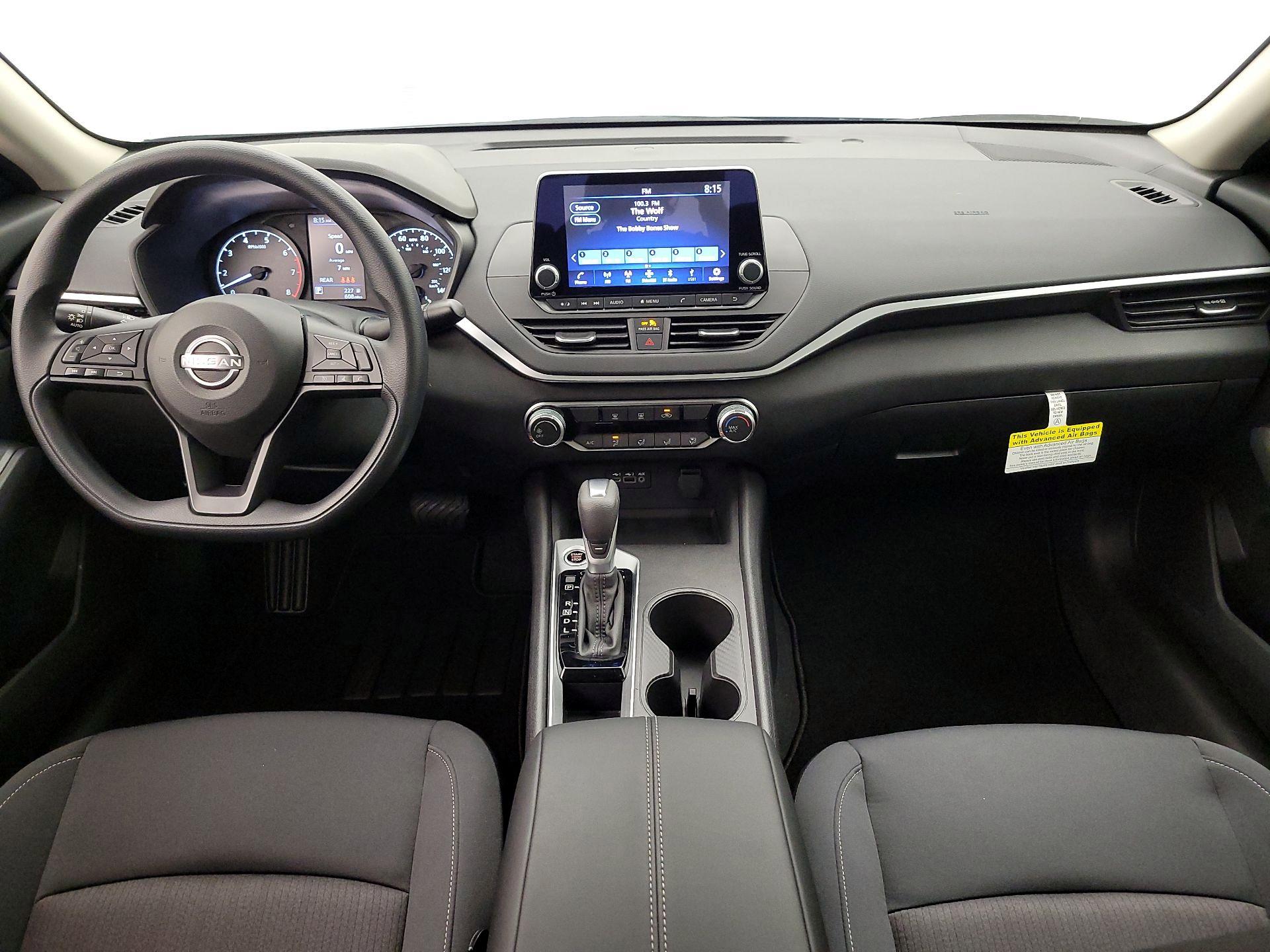 Thumbnail: 2025 Nissan Altima - 9