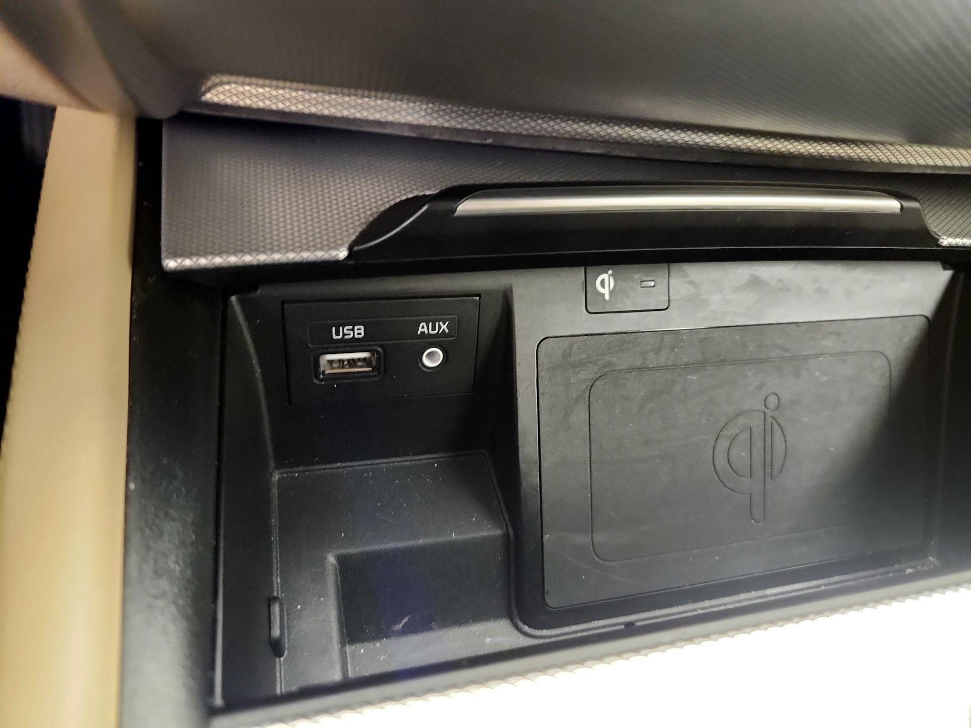 Thumbnail: 2019 Genesis G80 - 18