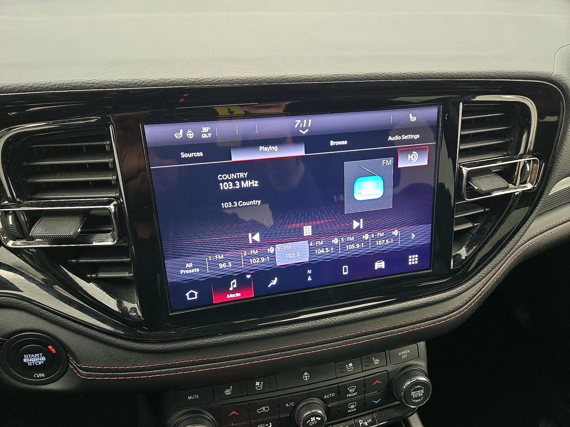 Thumbnail: 2021 Dodge Durango - 16