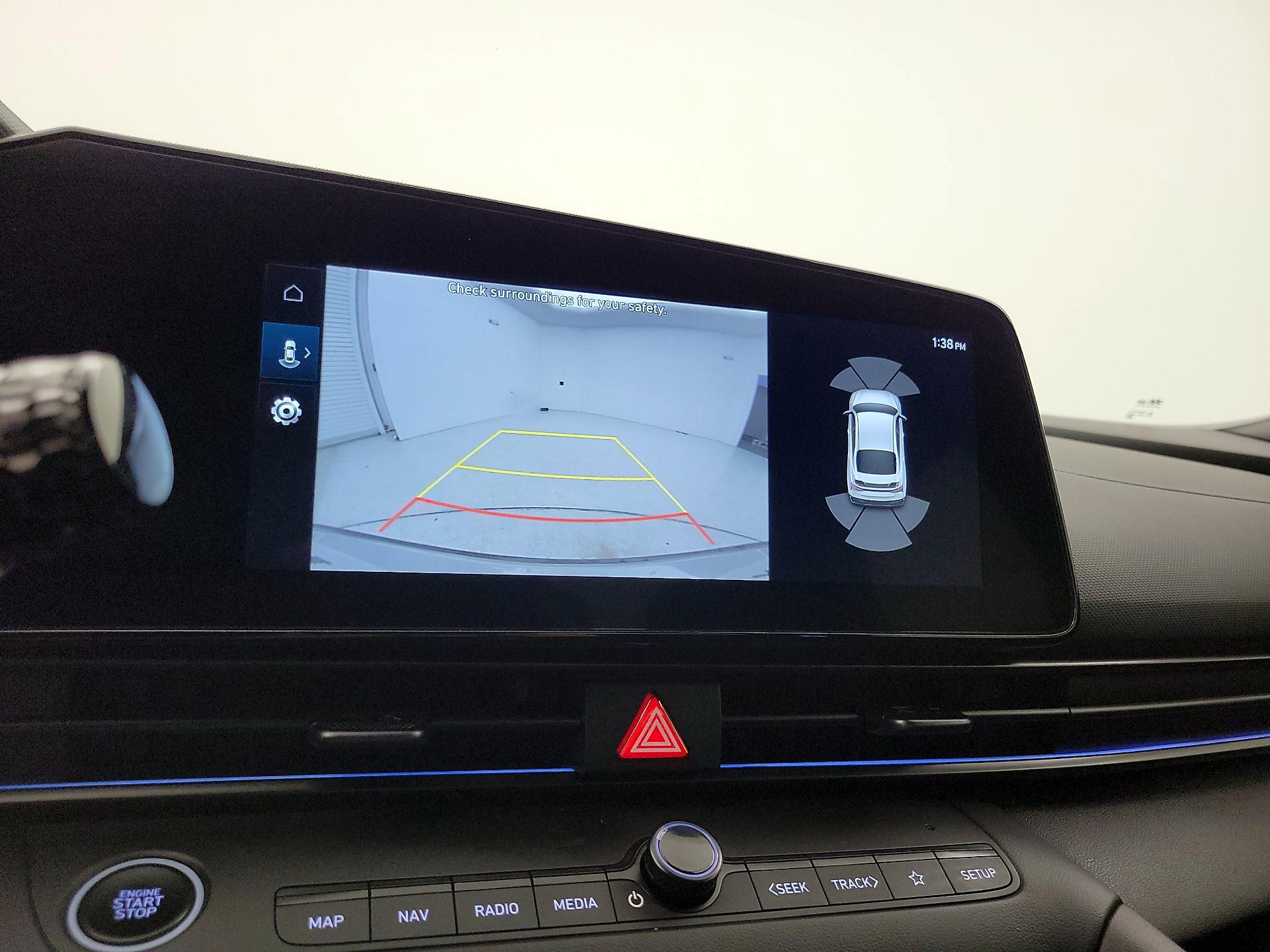 Thumbnail: 2025 Hyundai Elantra - 15