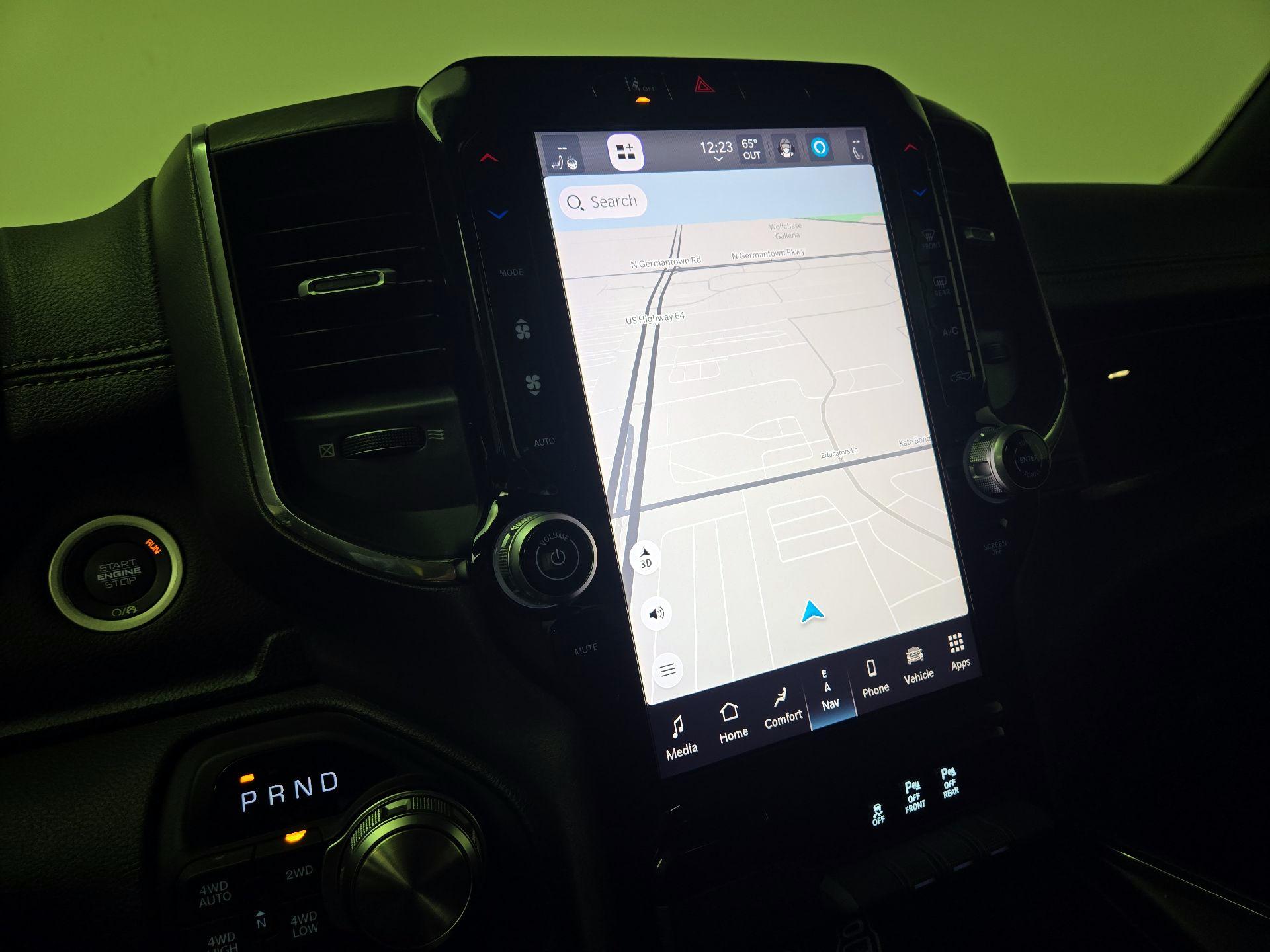 Thumbnail: 2025 RAM 1500 - 14