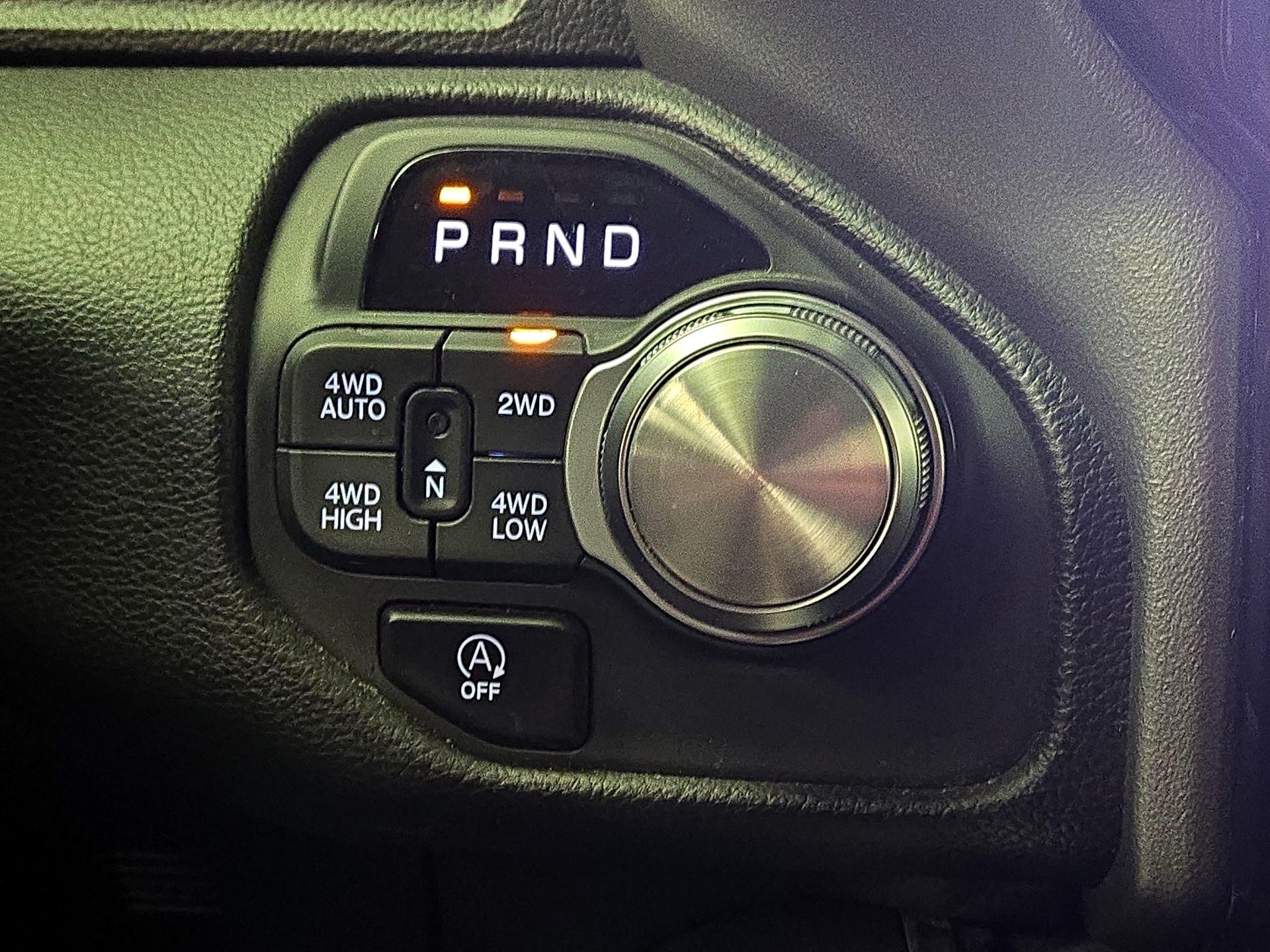 Thumbnail: 2025 RAM 1500 - 18