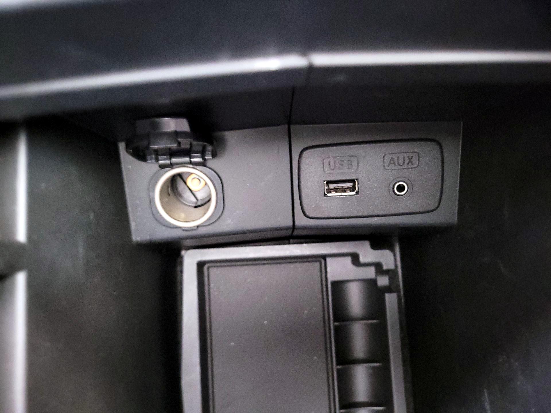 Thumbnail: 2014 Subaru Forester - 19