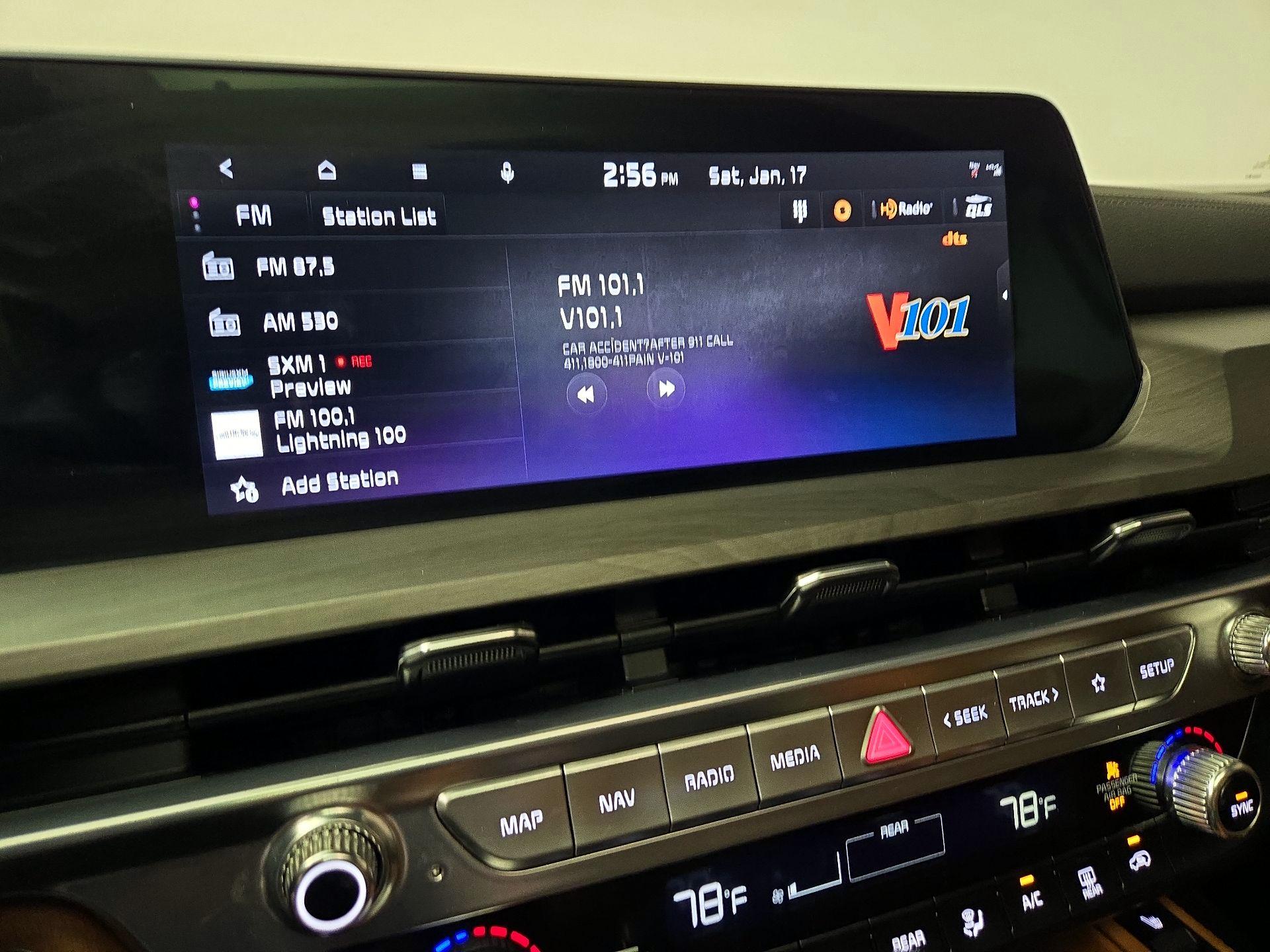 Thumbnail: 2024 Kia Telluride - 16