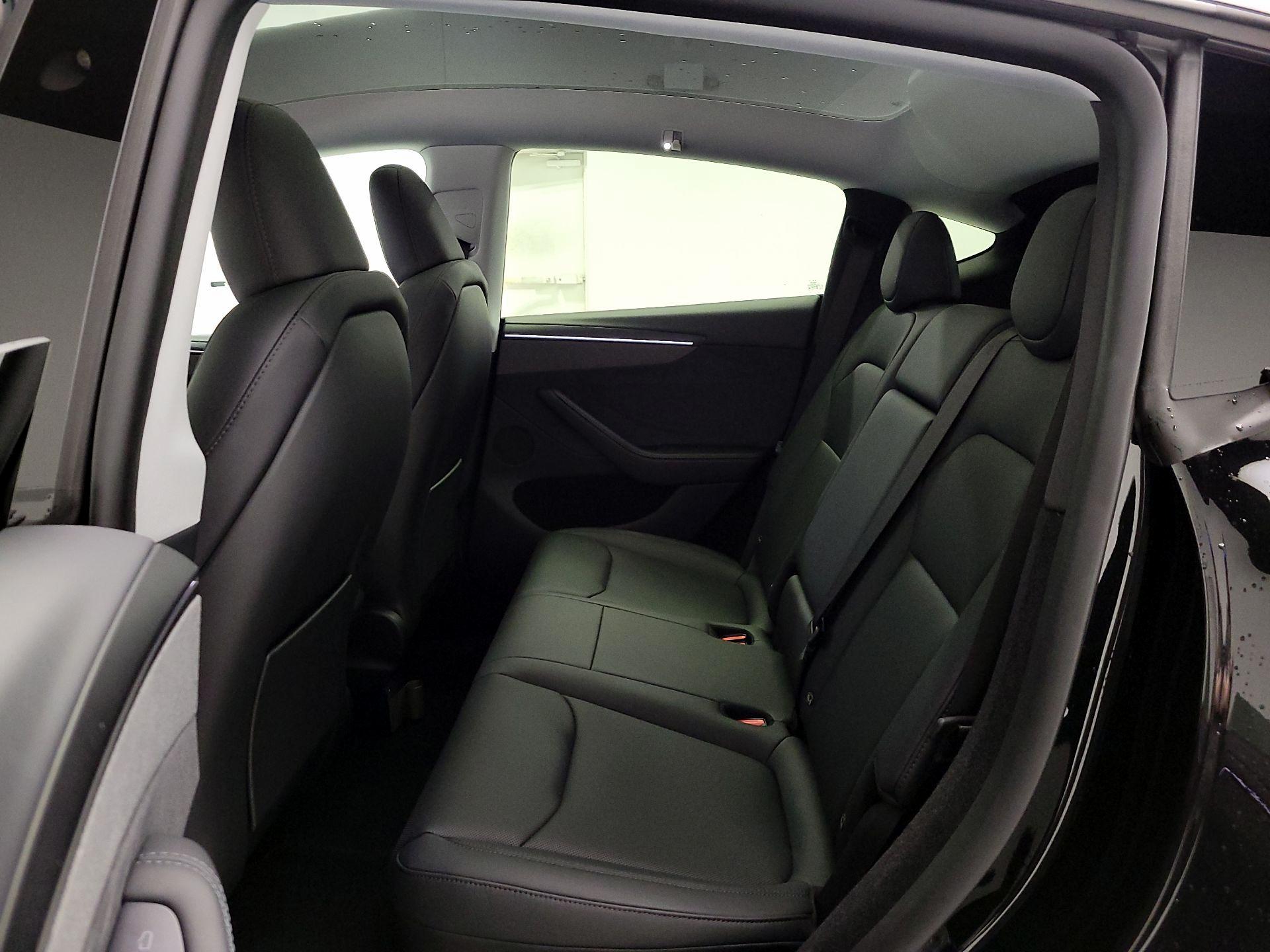 Thumbnail: 2026 Tesla Model Y - 19