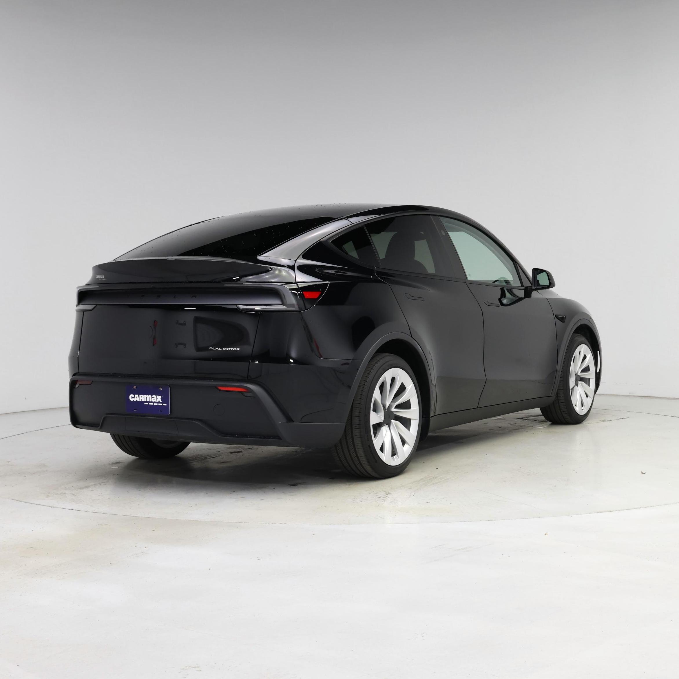 Thumbnail: 2026 Tesla Model Y - 8