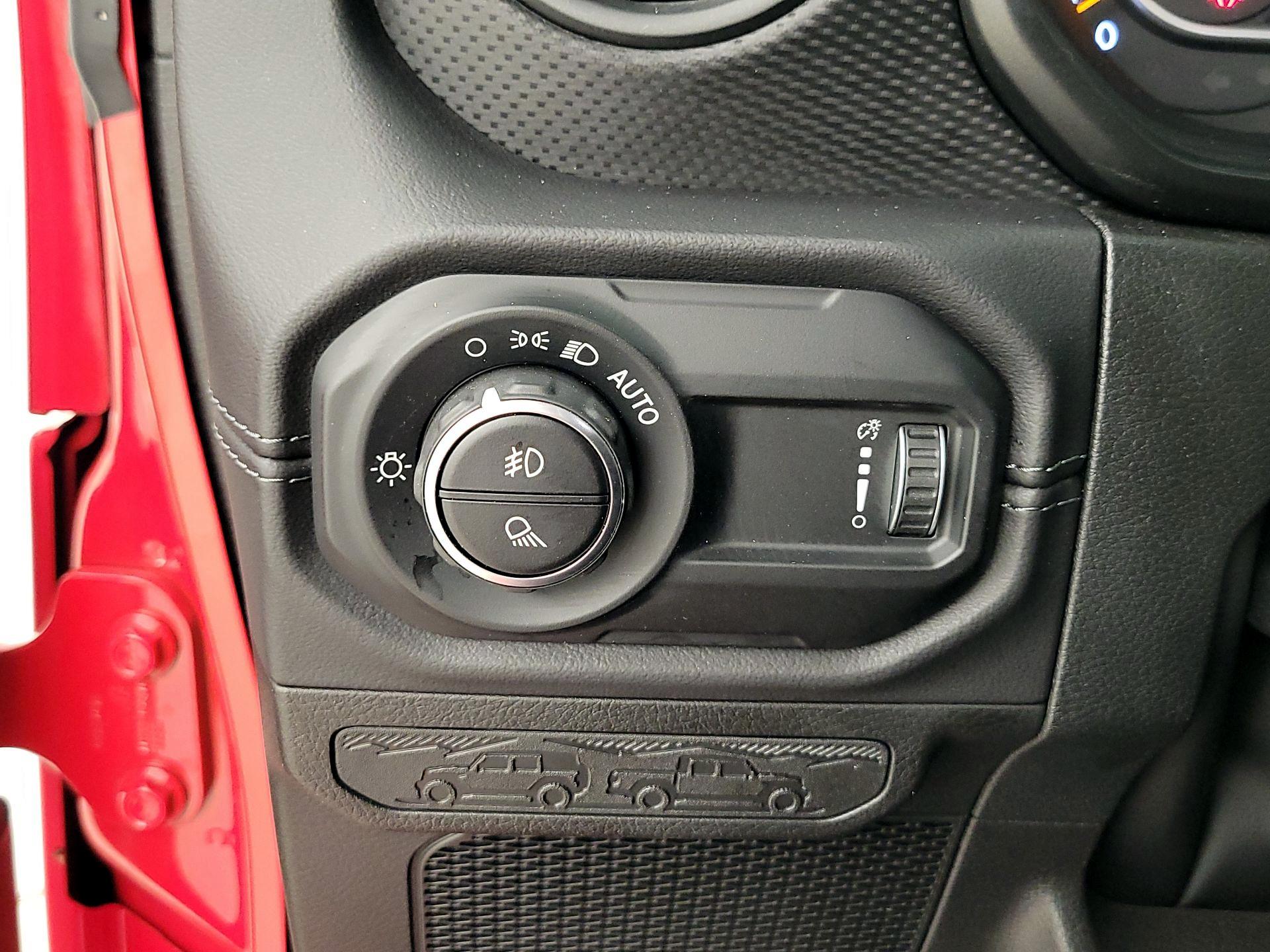 Thumbnail: 2024 Jeep Gladiator - 13