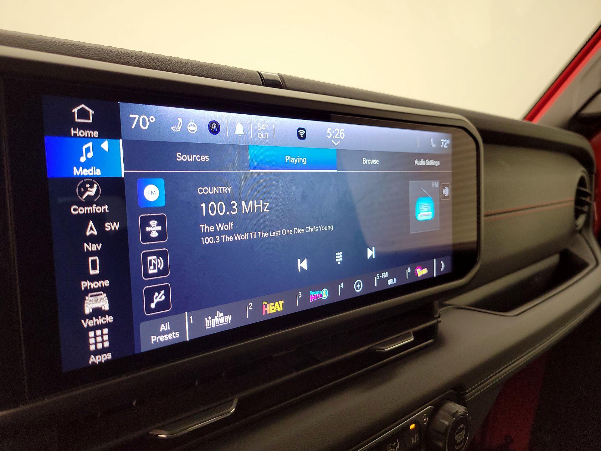 Thumbnail: 2024 Jeep Gladiator - 16