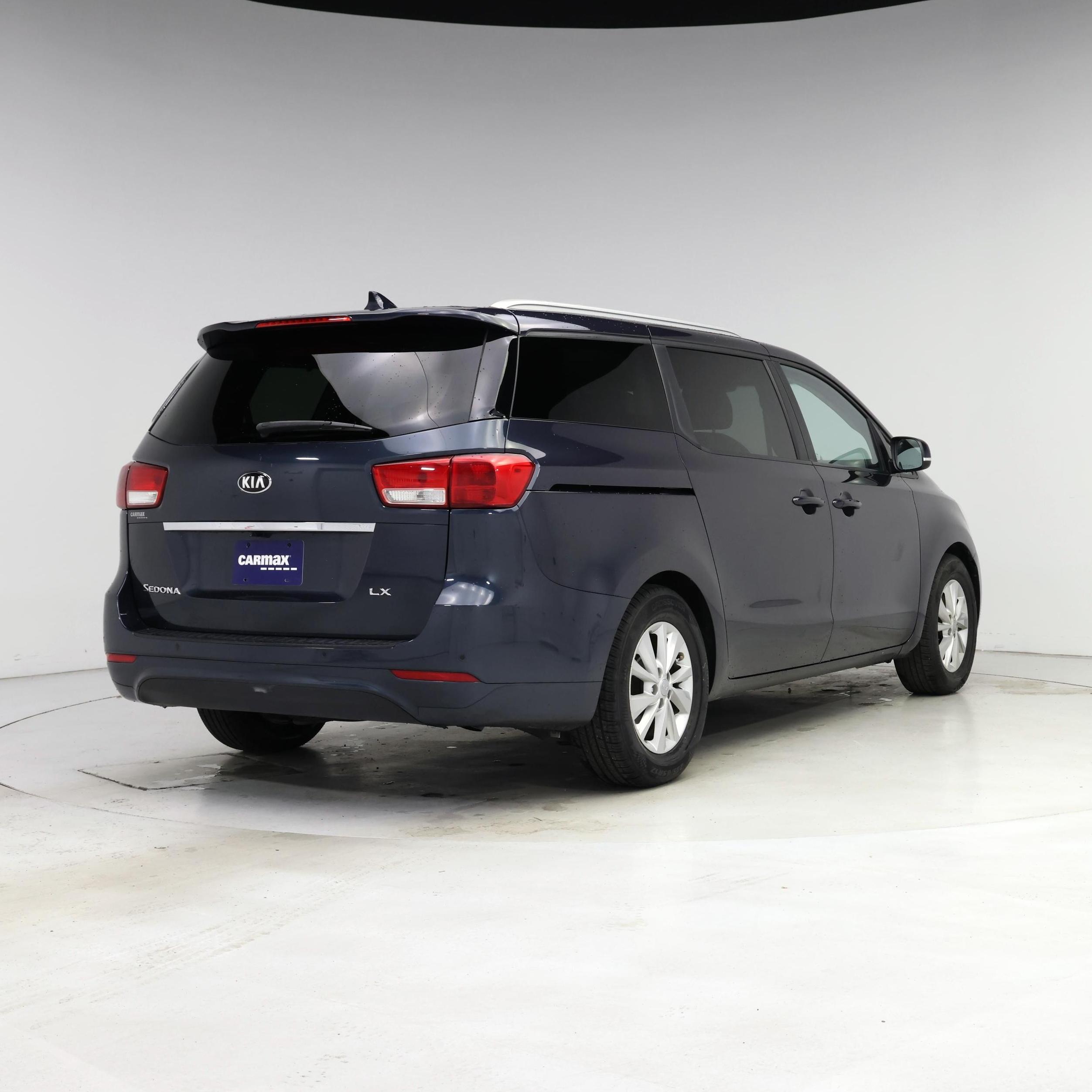 Thumbnail: 2016 Kia Sedona - 8