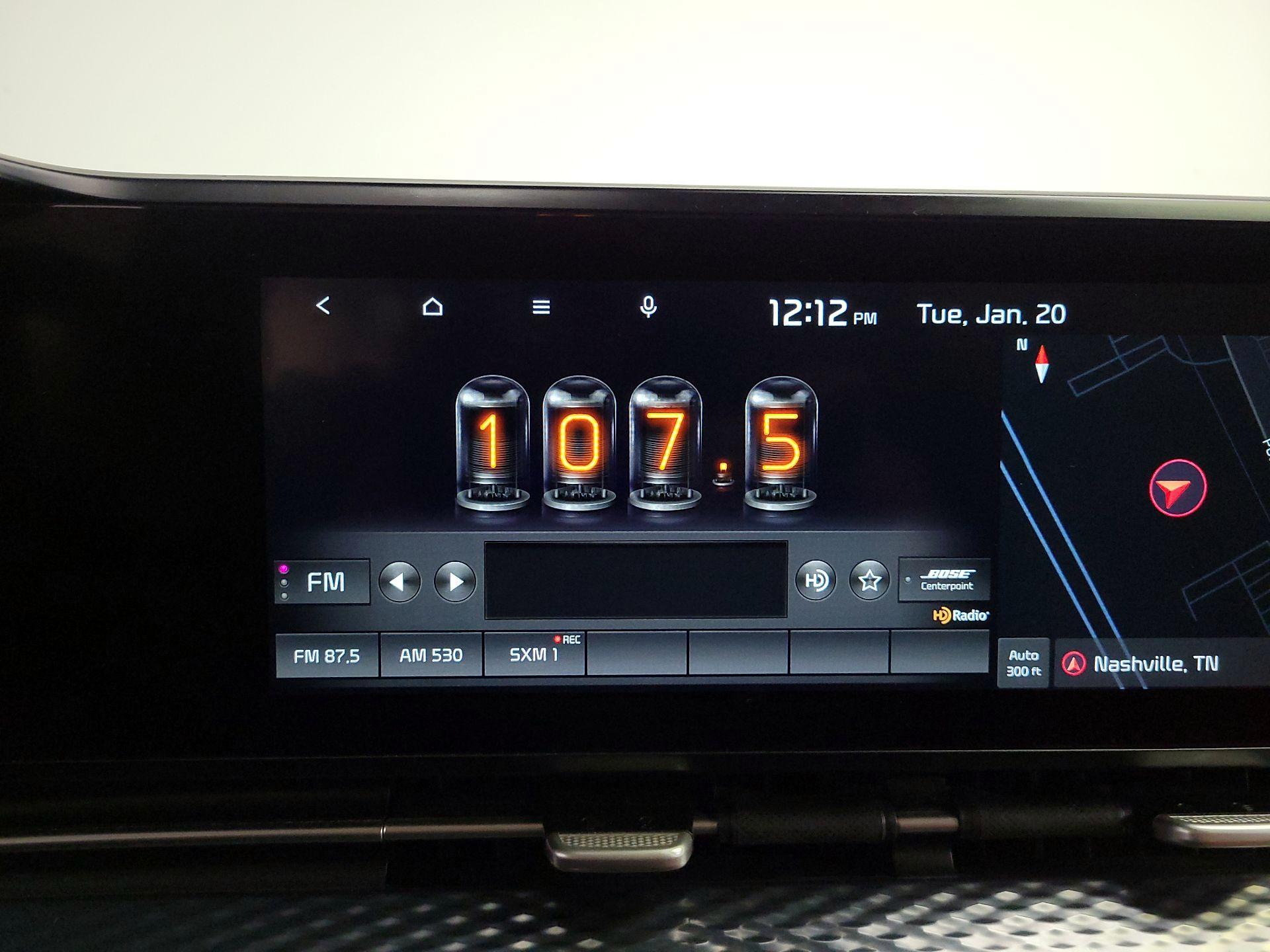 Thumbnail: 2022 Kia Carnival - 16