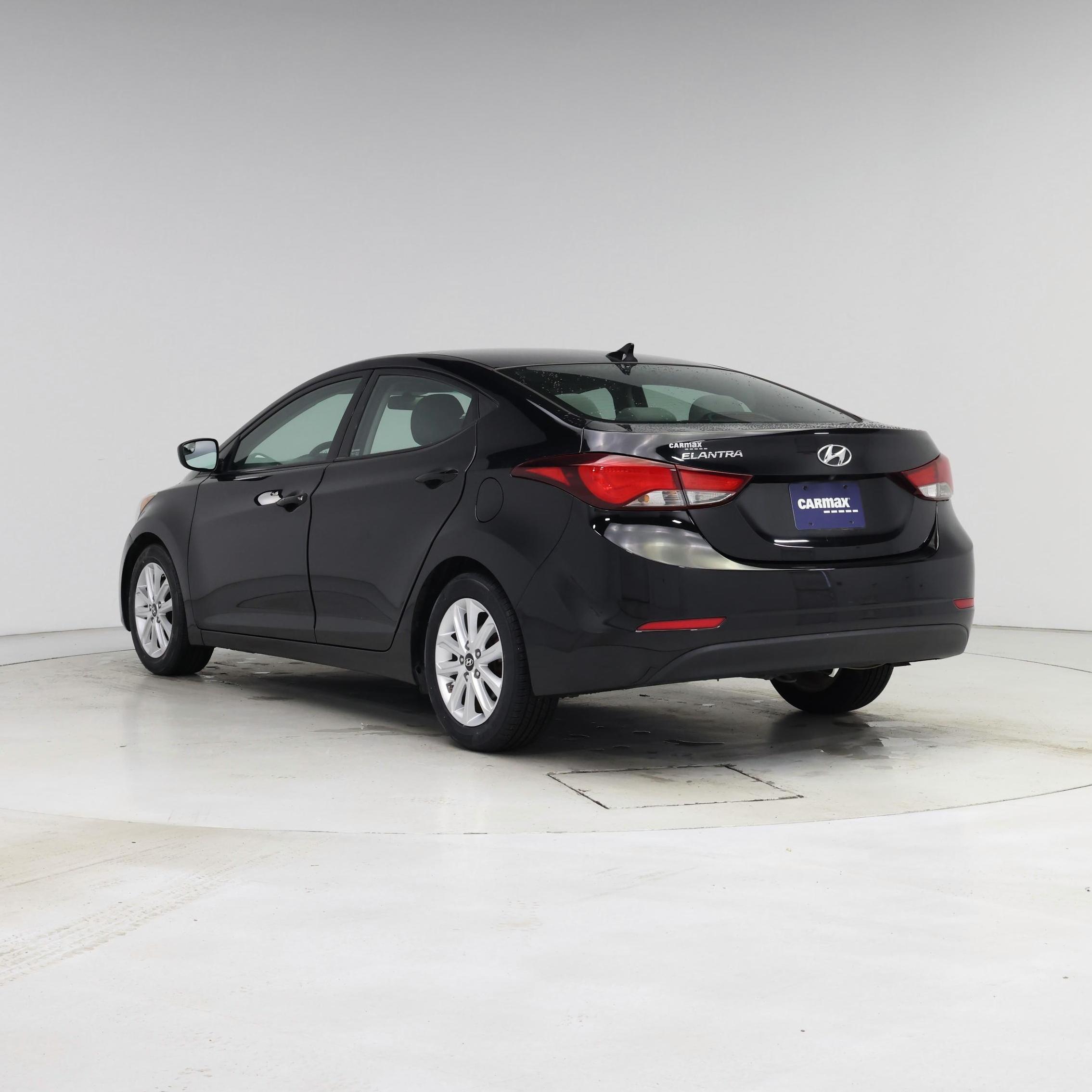 Thumbnail: 2015 Hyundai Elantra - 2