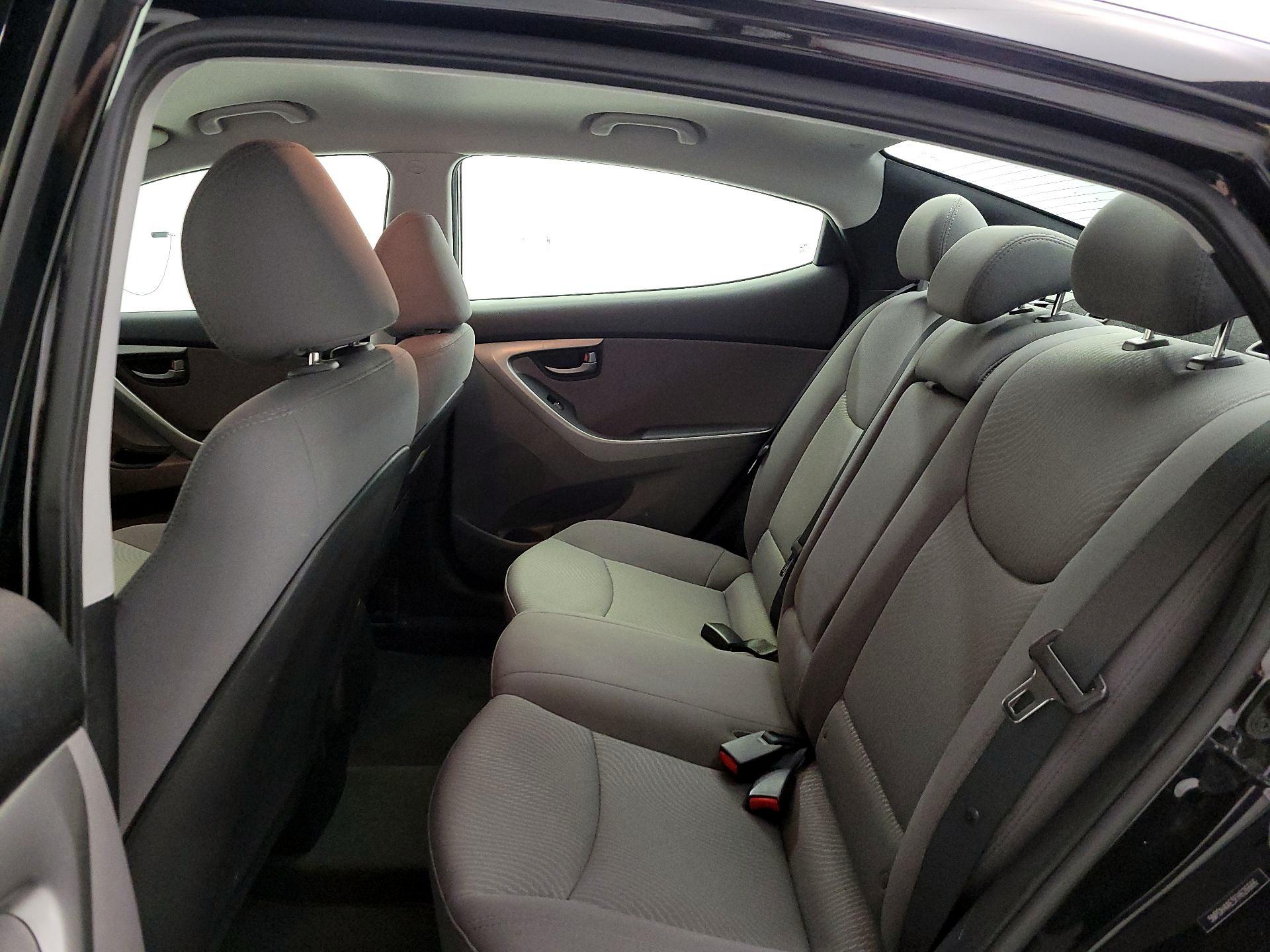 Thumbnail: 2015 Hyundai Elantra - 19