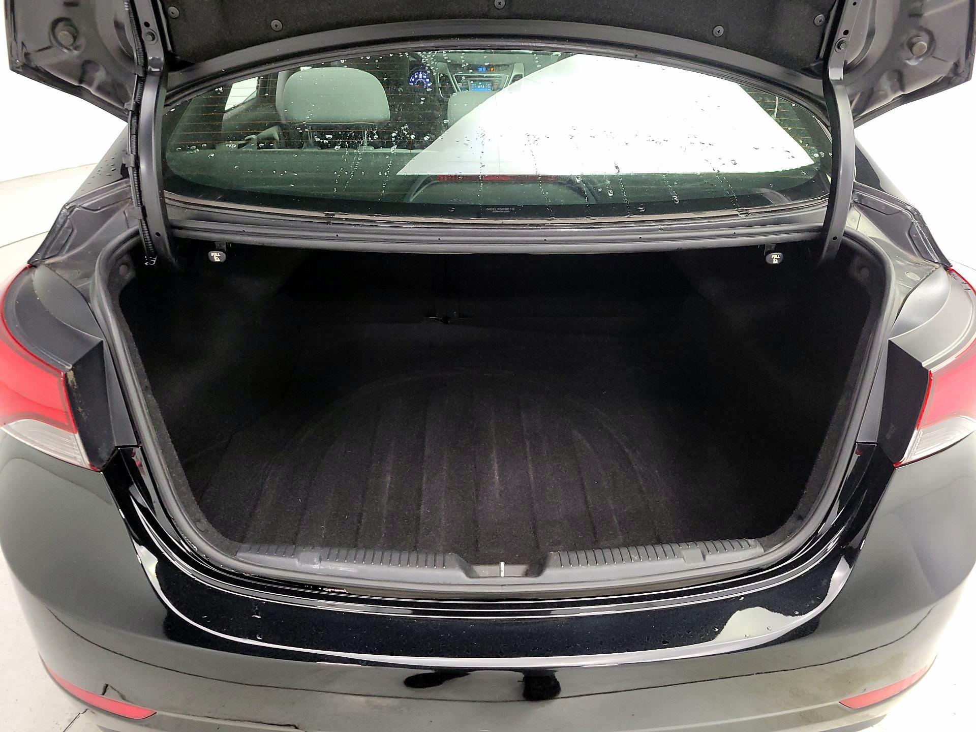 Thumbnail: 2015 Hyundai Elantra - 20