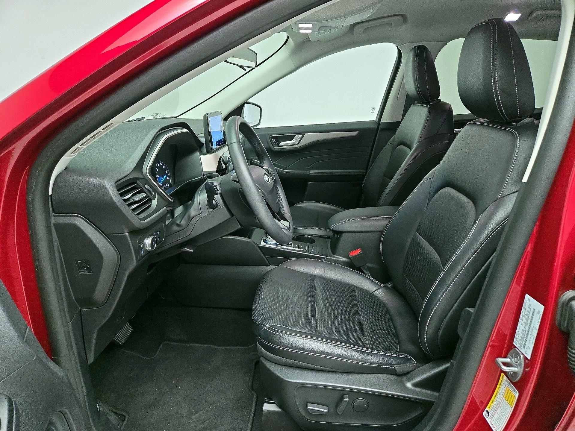 Thumbnail: 2022 Ford Escape - 11