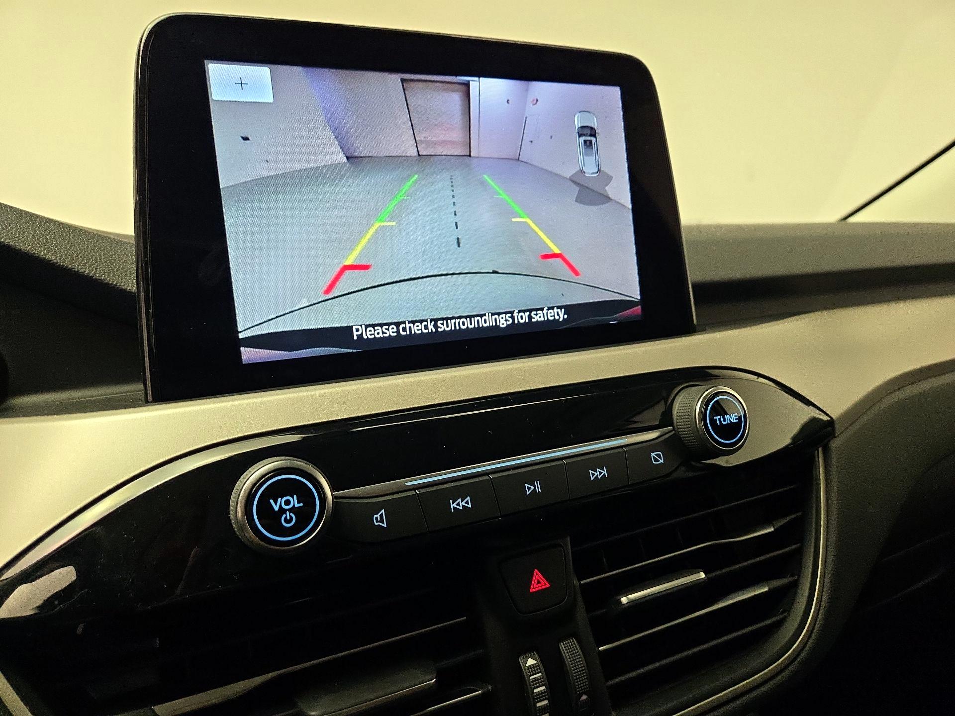 Thumbnail: 2022 Ford Escape - 14