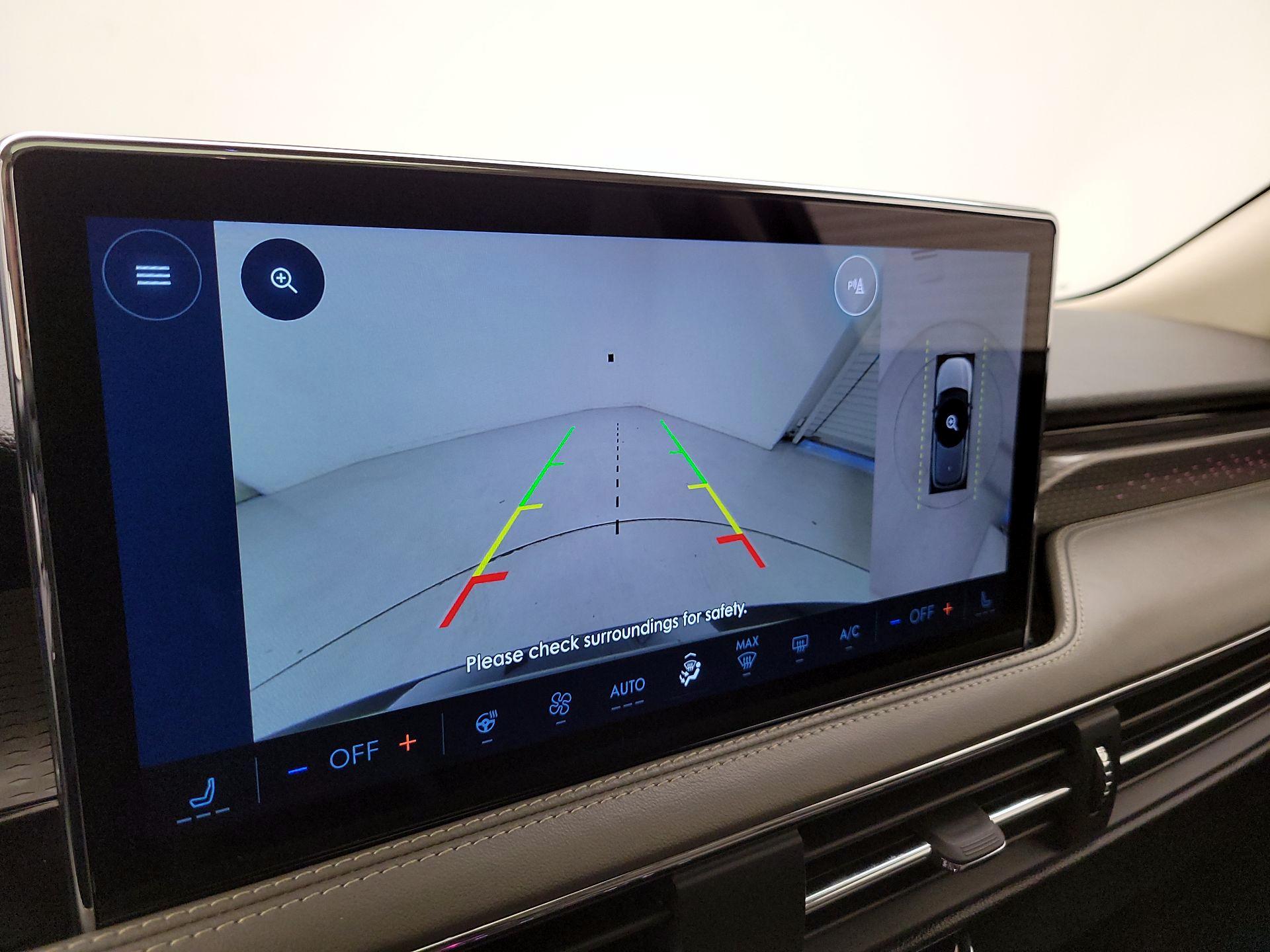 Thumbnail: 2024 Lincoln Corsair - 15