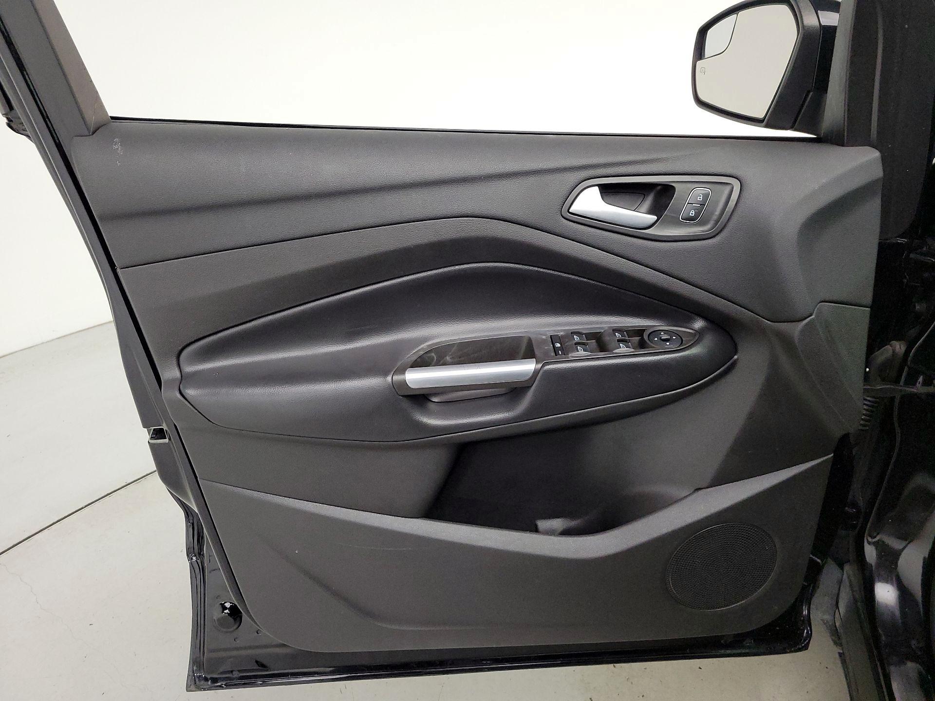 Thumbnail: 2019 Ford Escape - 12