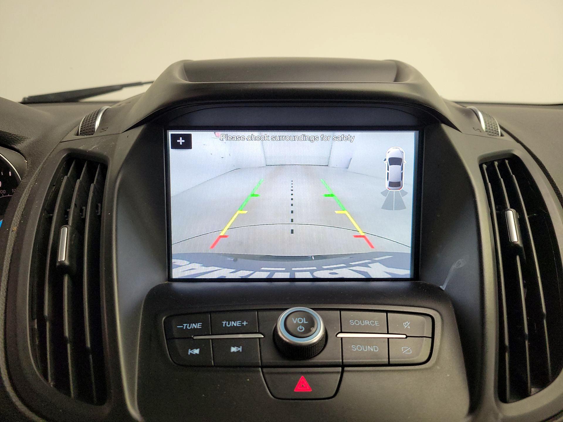 Thumbnail: 2019 Ford Escape - 14