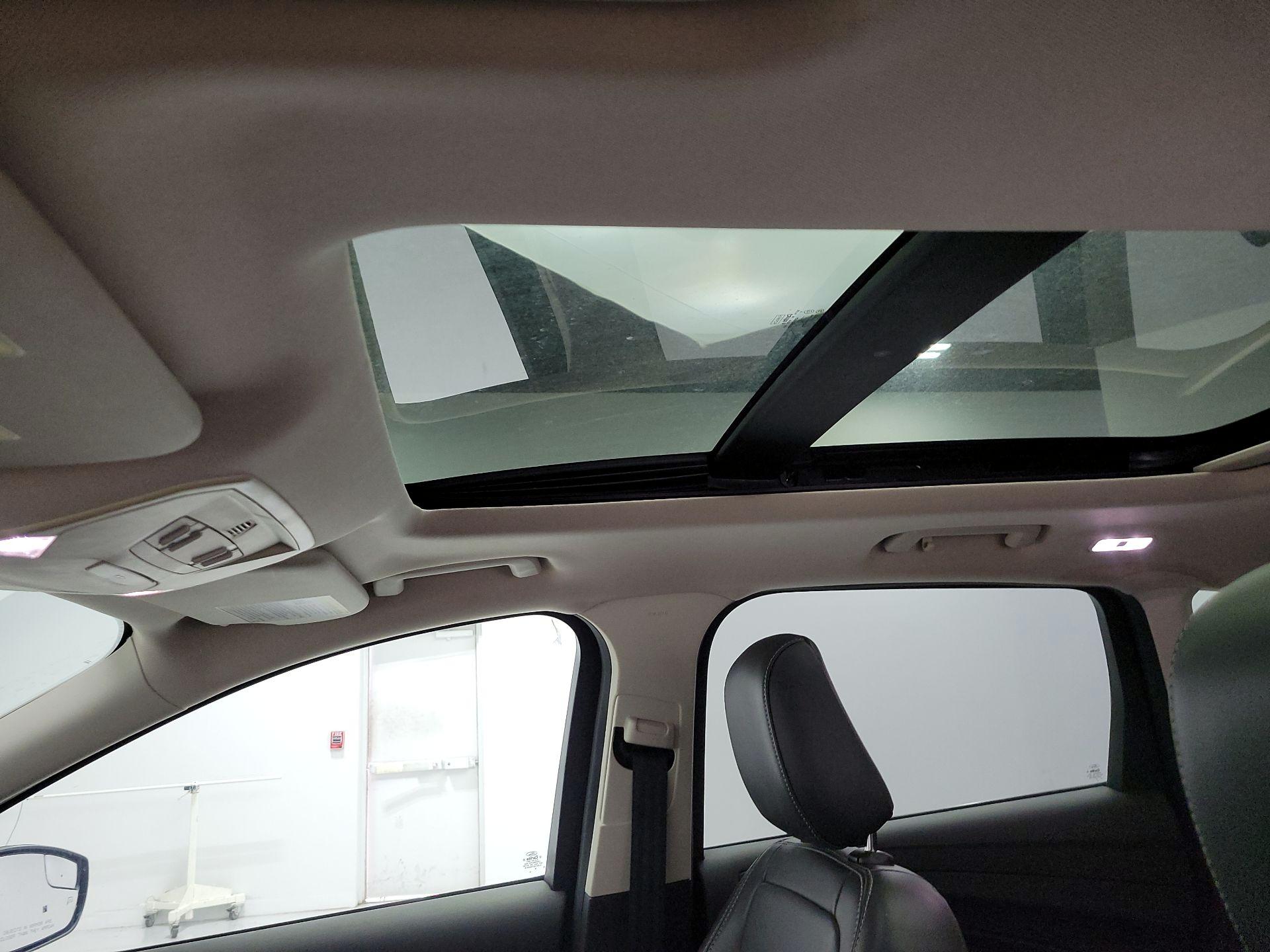 Thumbnail: 2019 Ford Escape - 19