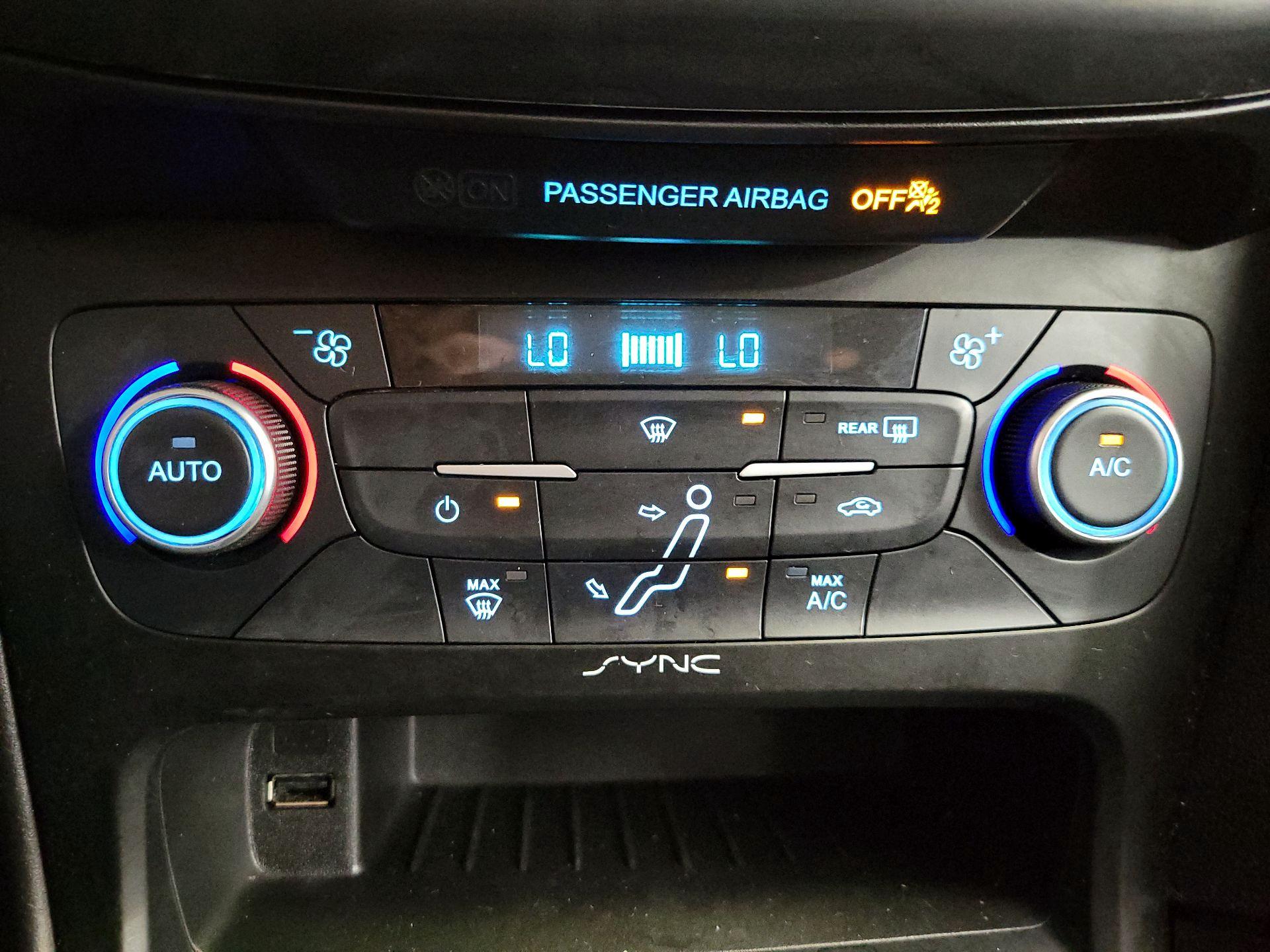 Thumbnail: 2018 Ford Focus - 16