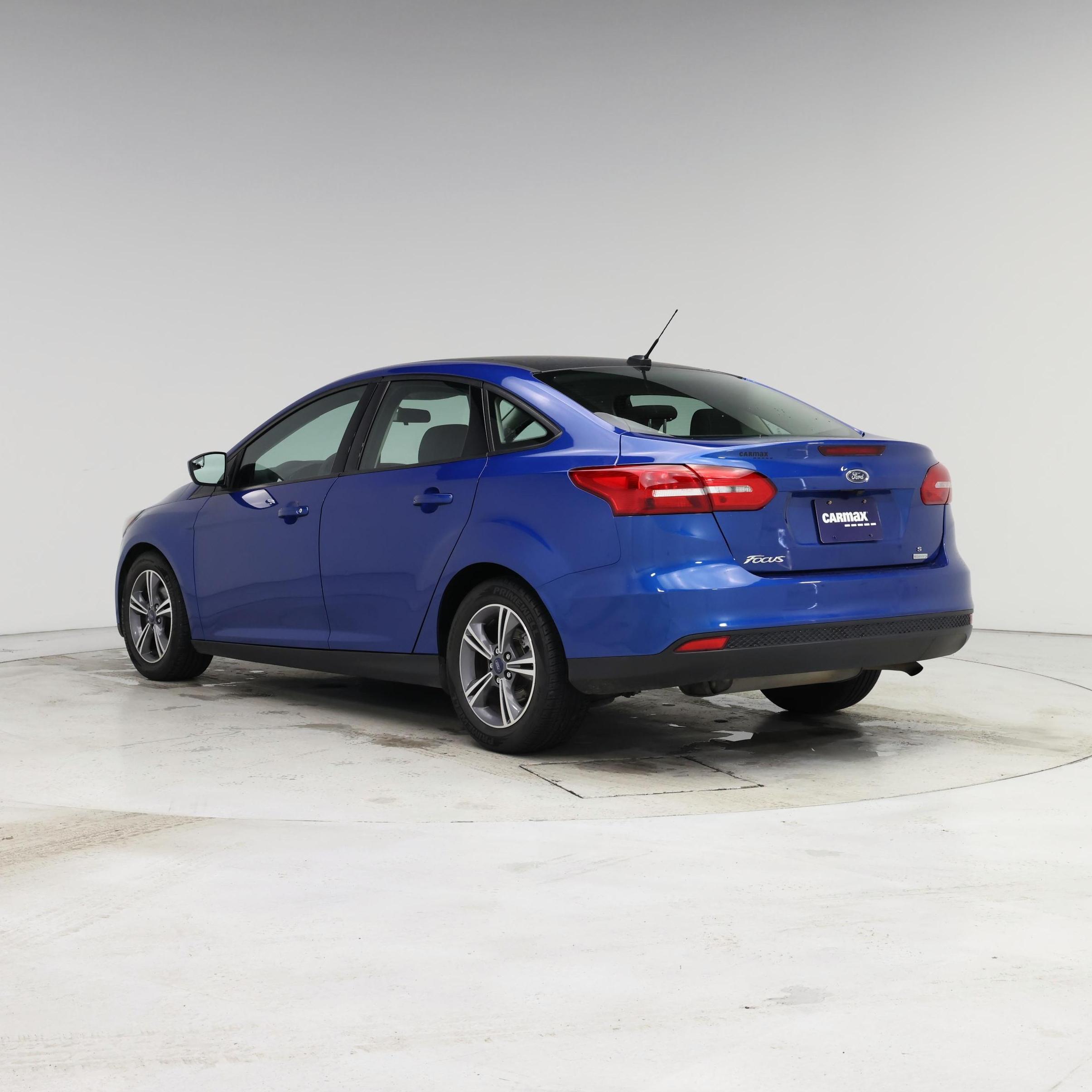 Thumbnail: 2018 Ford Focus - 2