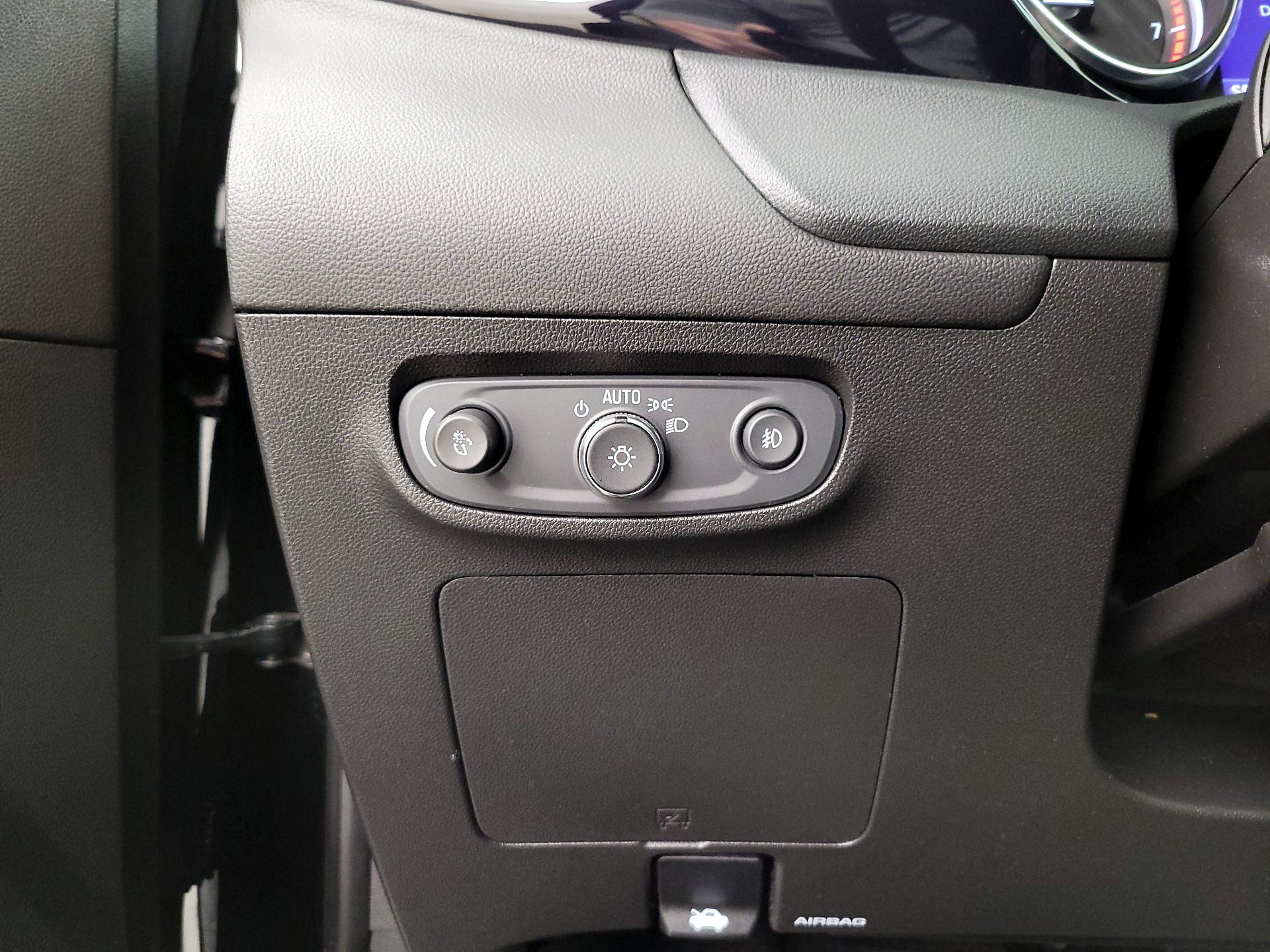 Thumbnail: 2022 Buick Encore GX - 13