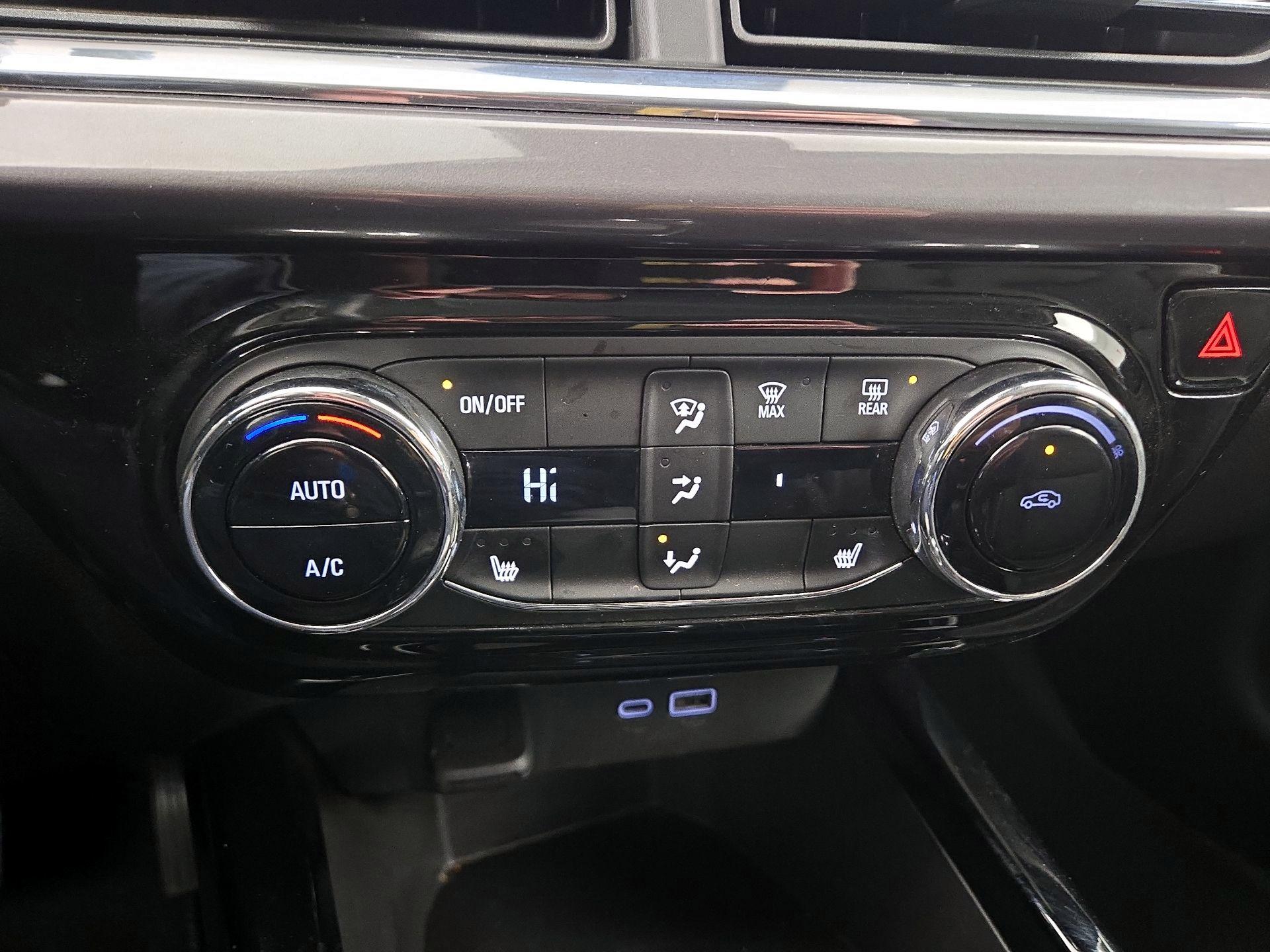 Thumbnail: 2025 Chevrolet Trax - 16