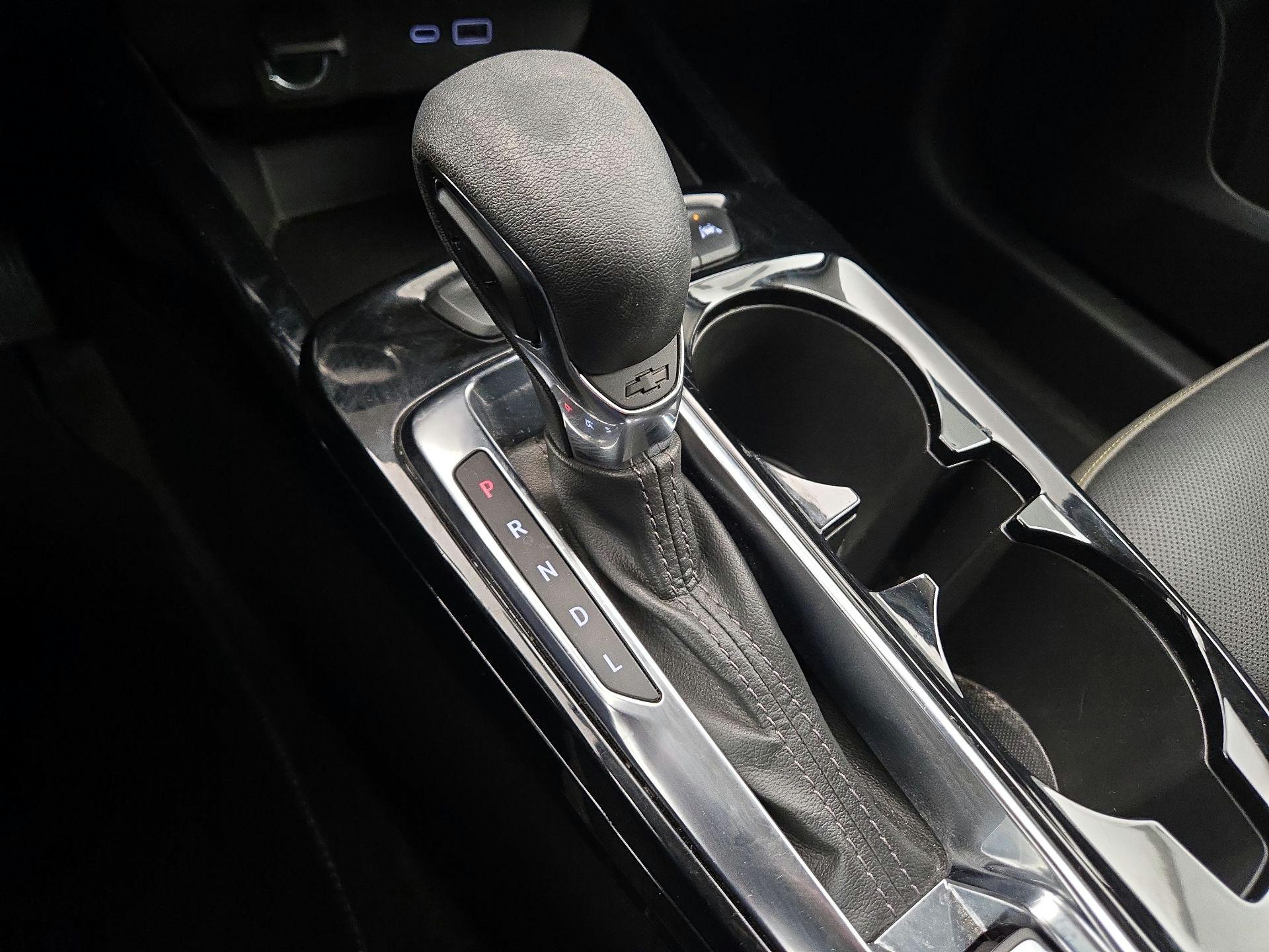 Thumbnail: 2025 Chevrolet Trax - 17