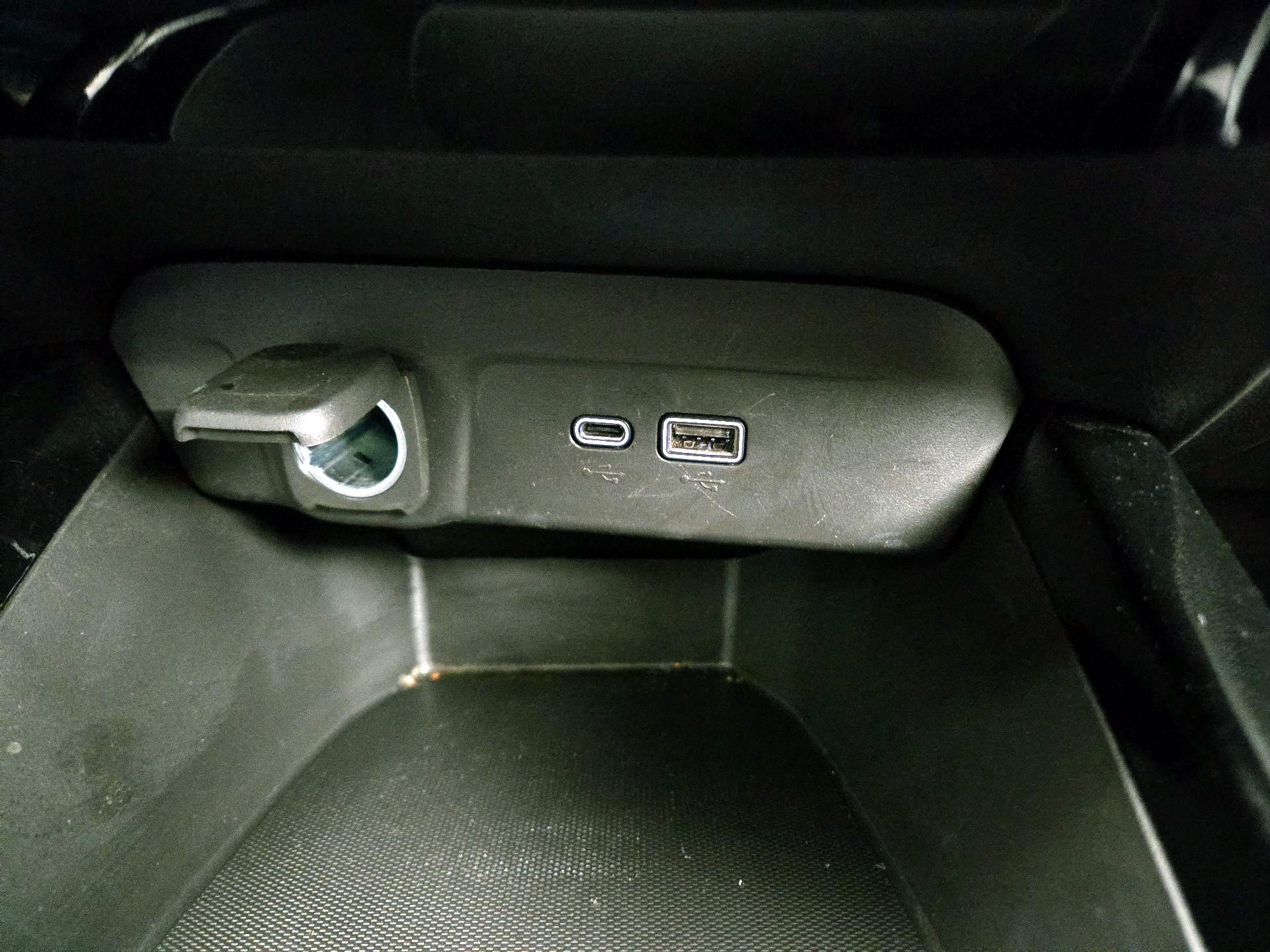 Thumbnail: 2025 Chevrolet Trax - 18