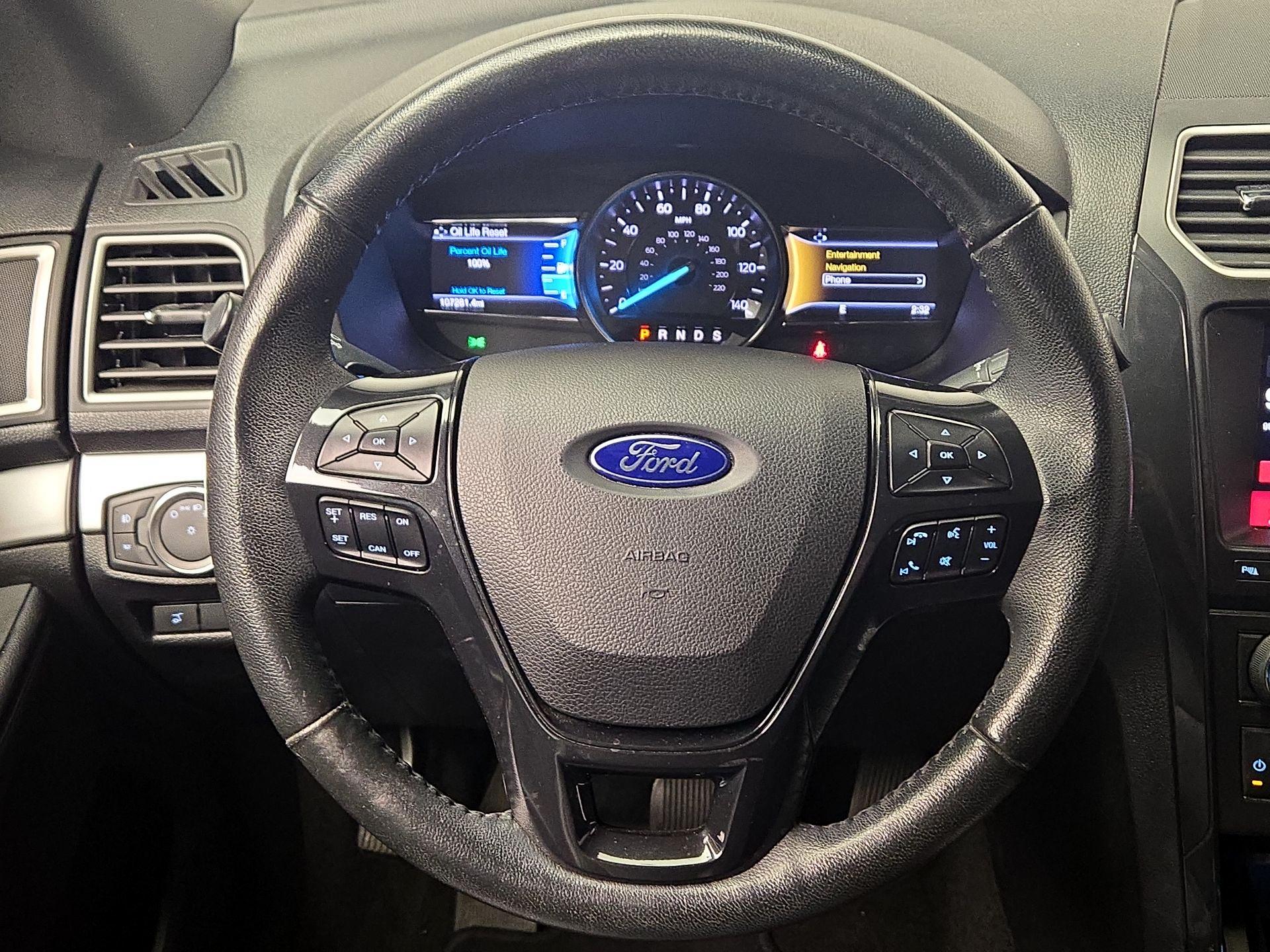 Thumbnail: 2017 Ford Explorer - 10