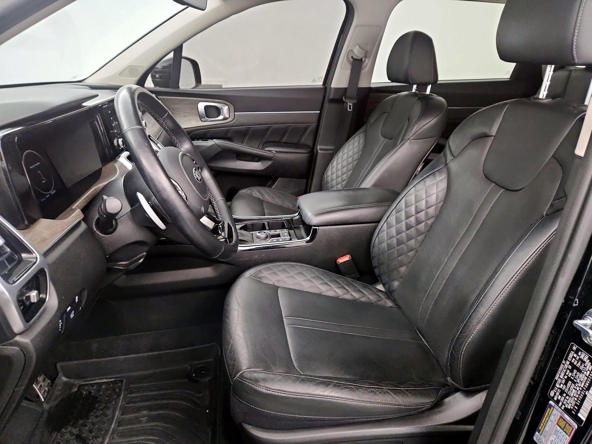 Thumbnail: 2021 Kia Sorento - 11