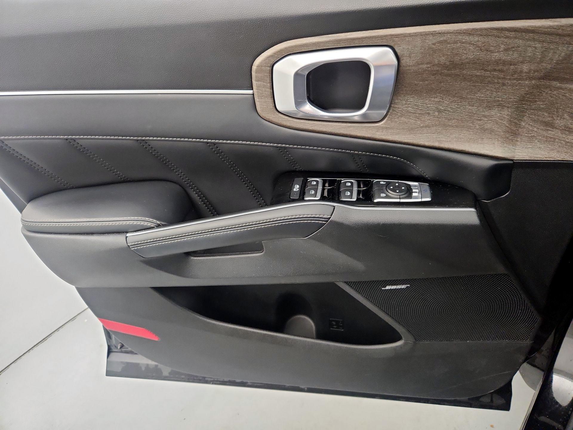 Thumbnail: 2021 Kia Sorento - 12