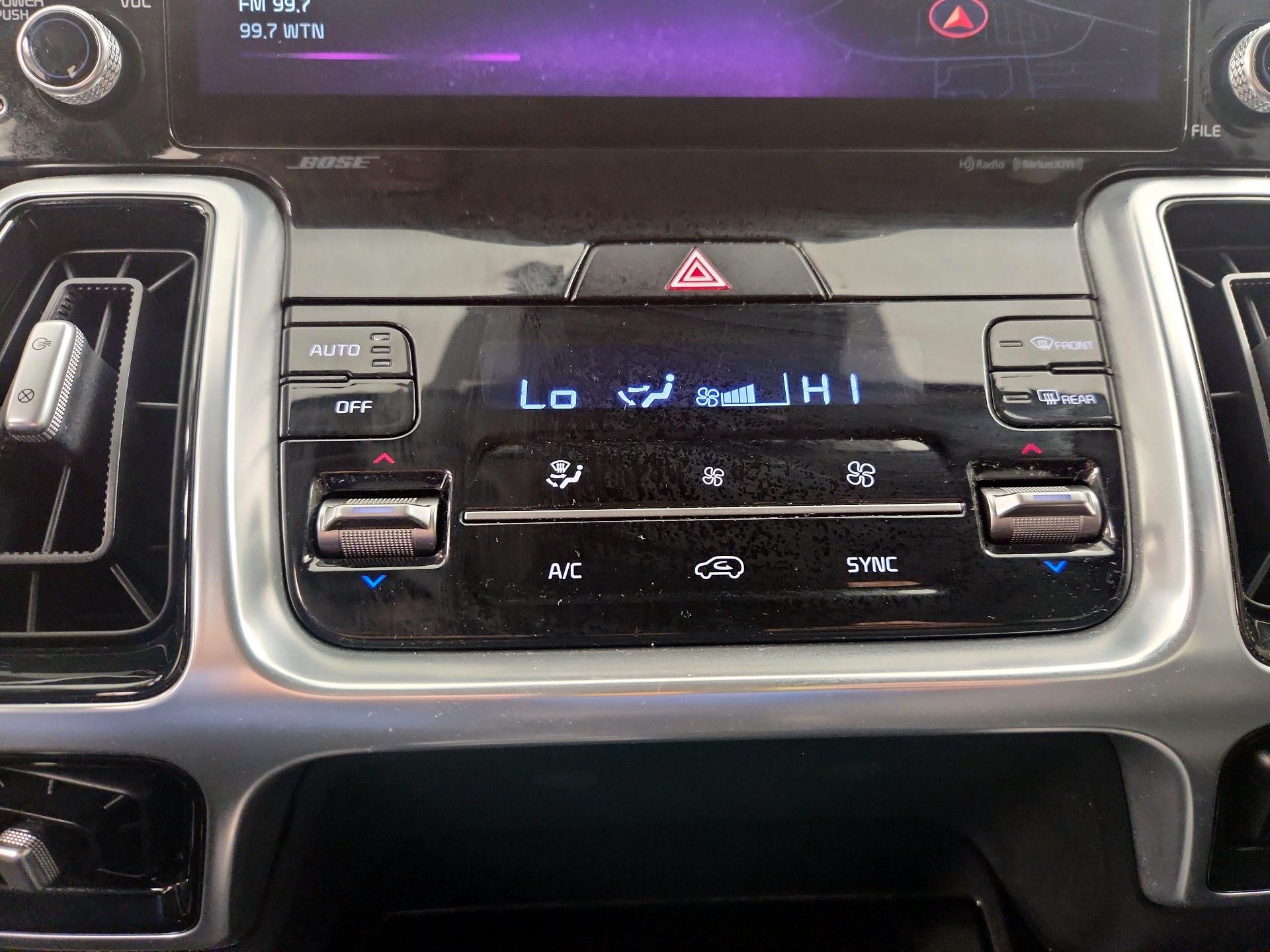 Thumbnail: 2021 Kia Sorento - 16