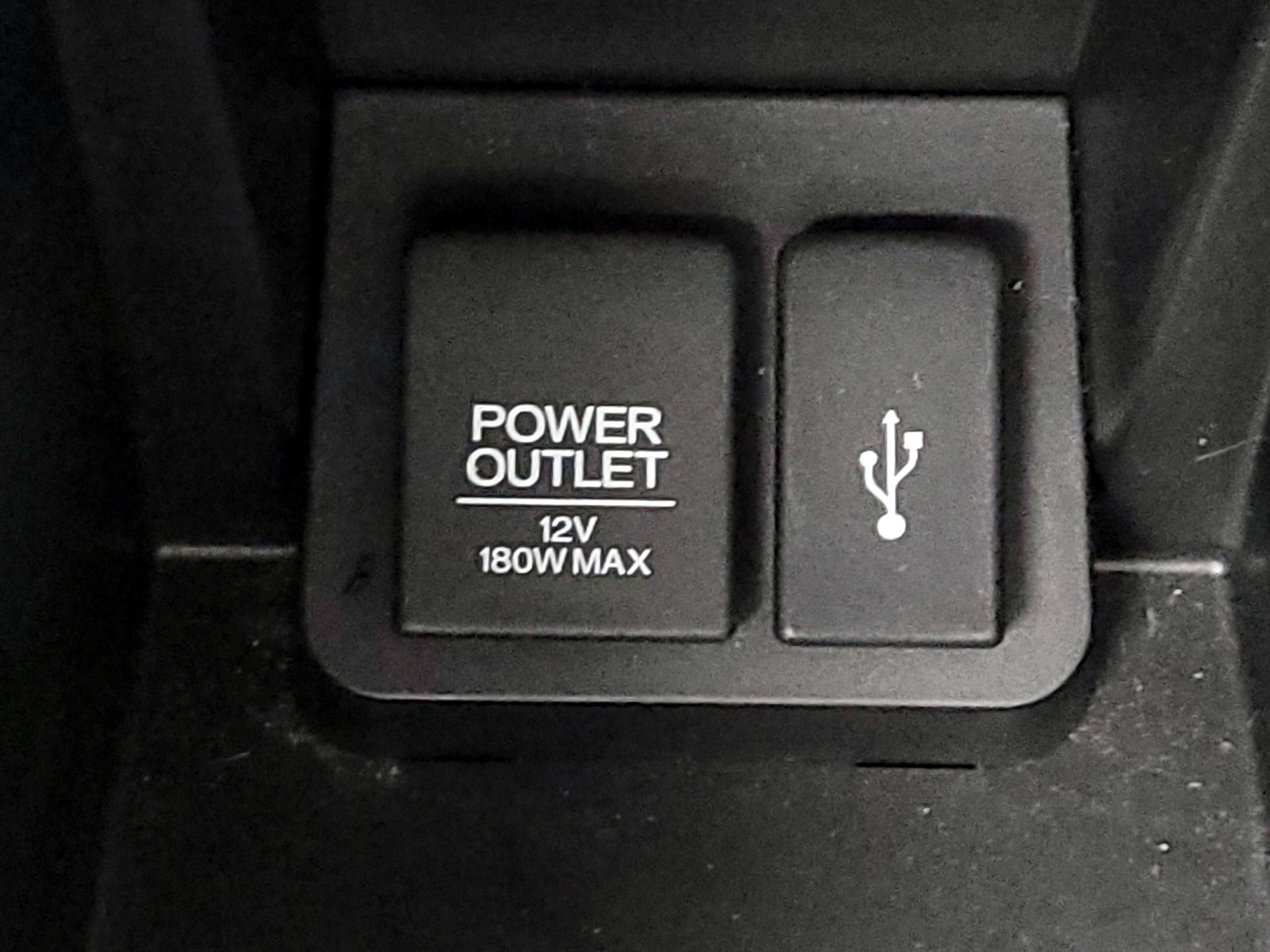 Thumbnail: 2016 Honda Fit - 18