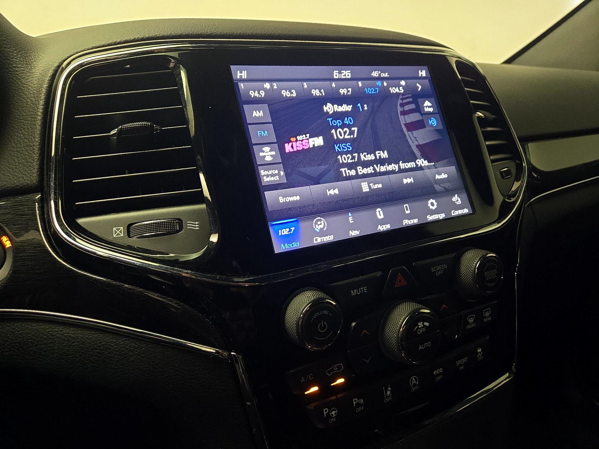 Thumbnail: 2020 Jeep Grand Cherokee - 16