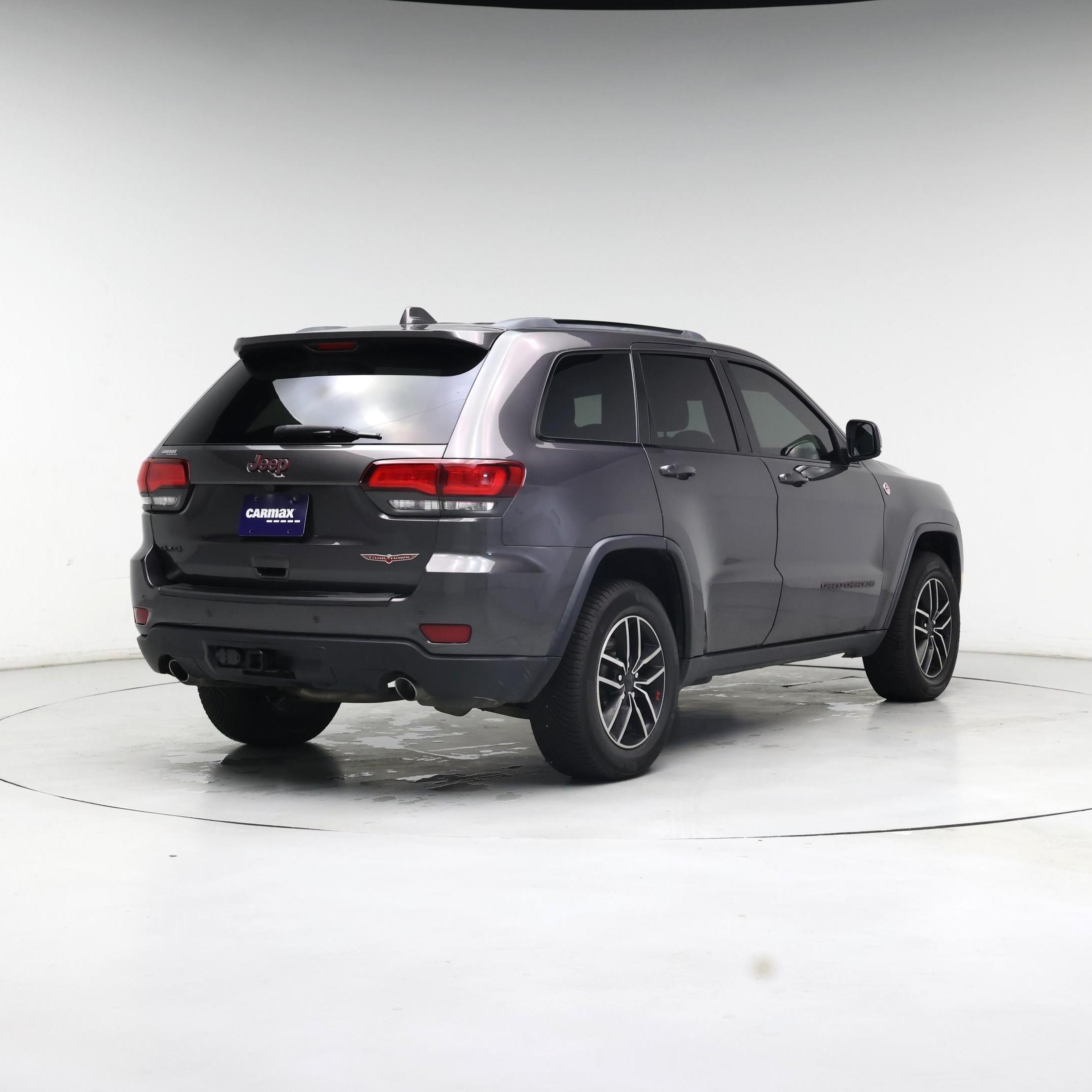 Thumbnail: 2020 Jeep Grand Cherokee - 8