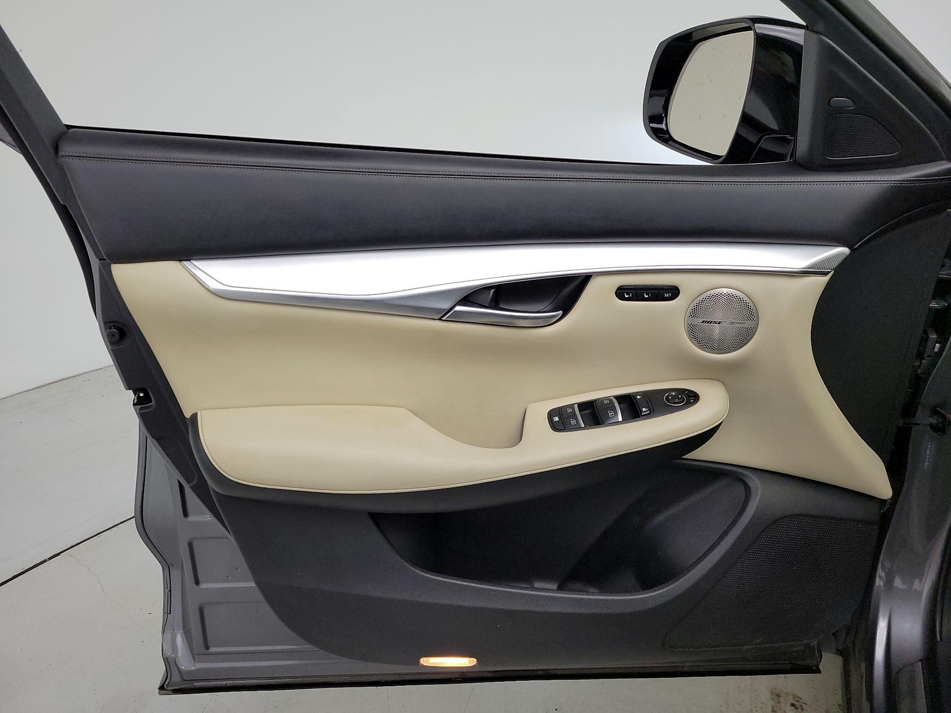 Thumbnail: 2019 INFINITI QX50 - 12