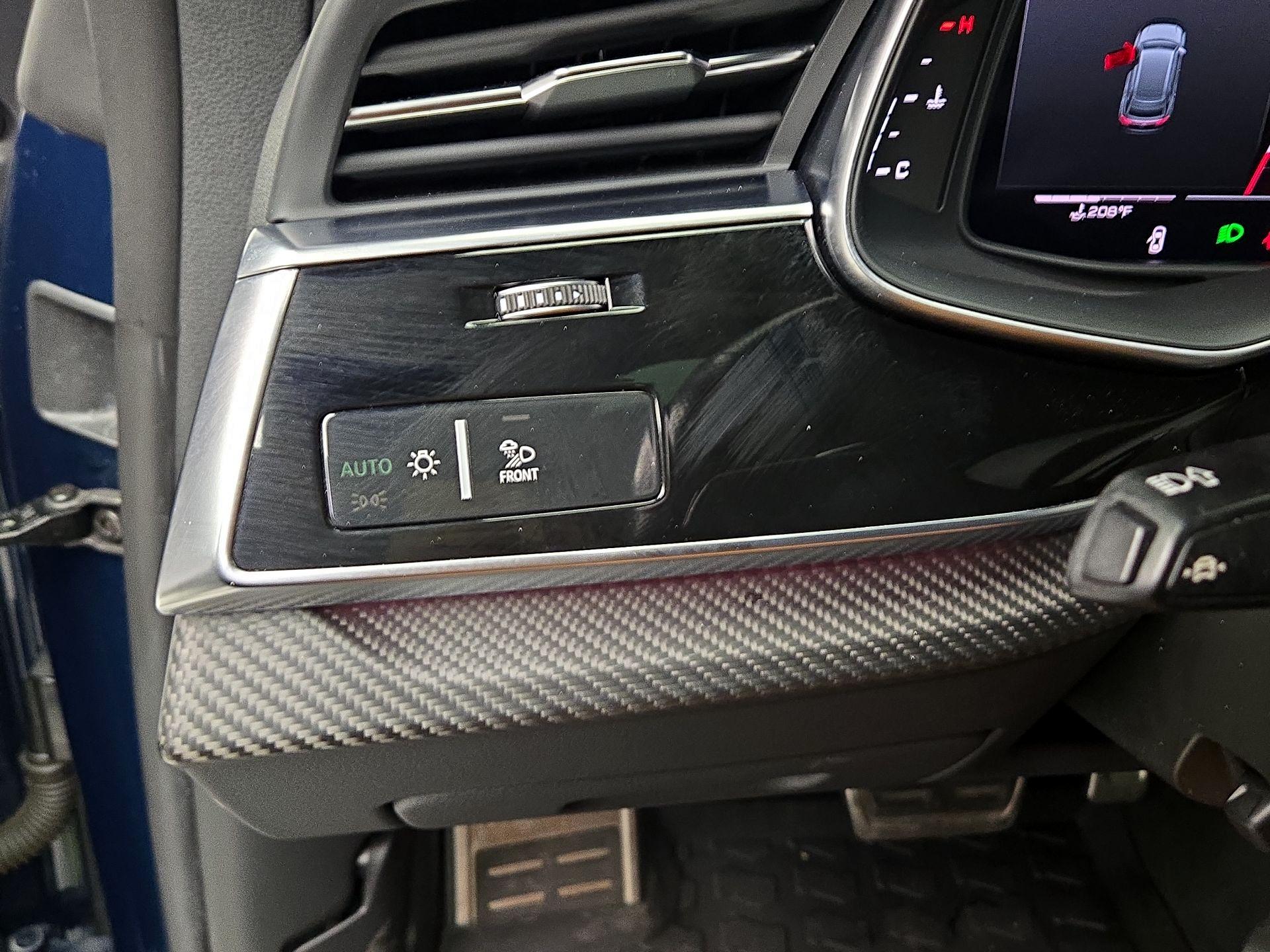 Thumbnail: 2021 Audi RS Q8 - 13