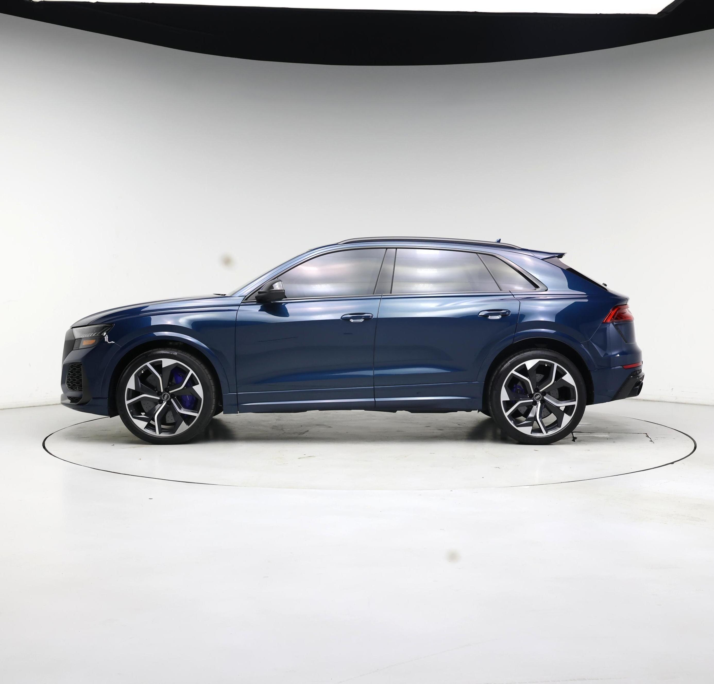 Thumbnail: 2021 Audi RS Q8 - 3