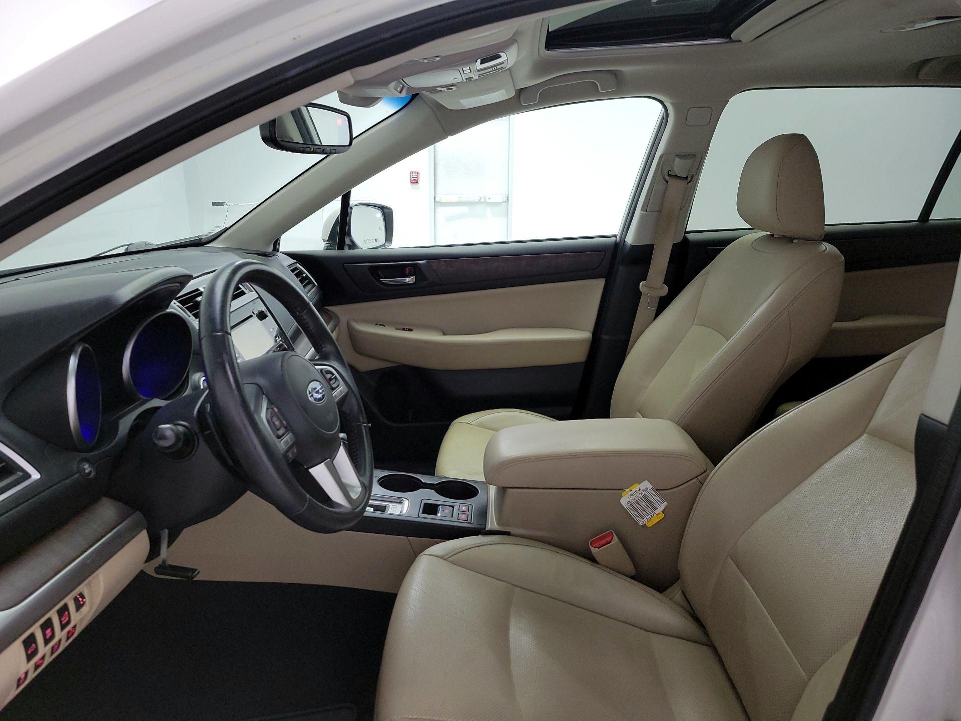 Thumbnail: 2016 Subaru Outback - 11