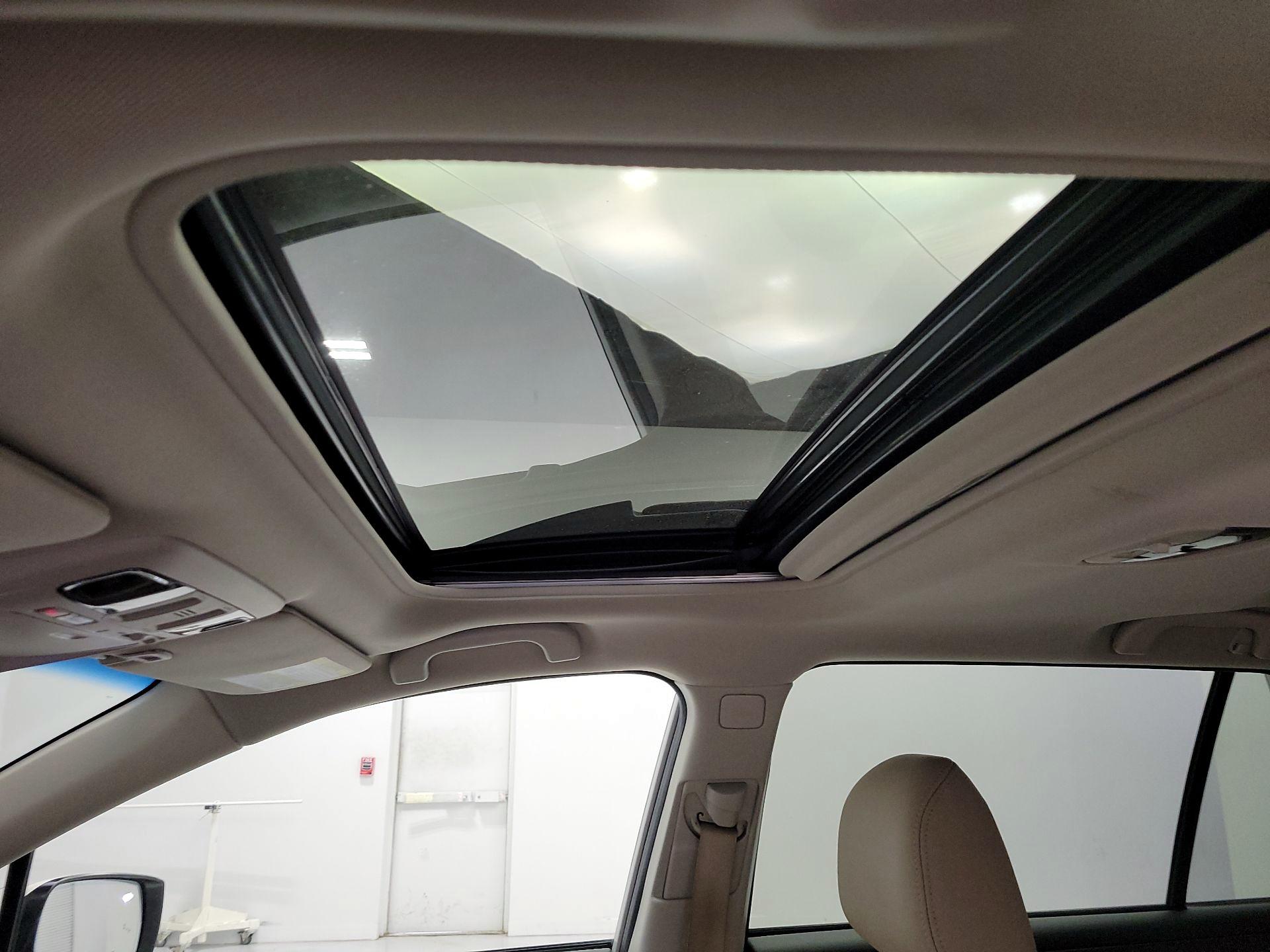 Thumbnail: 2016 Subaru Outback - 20